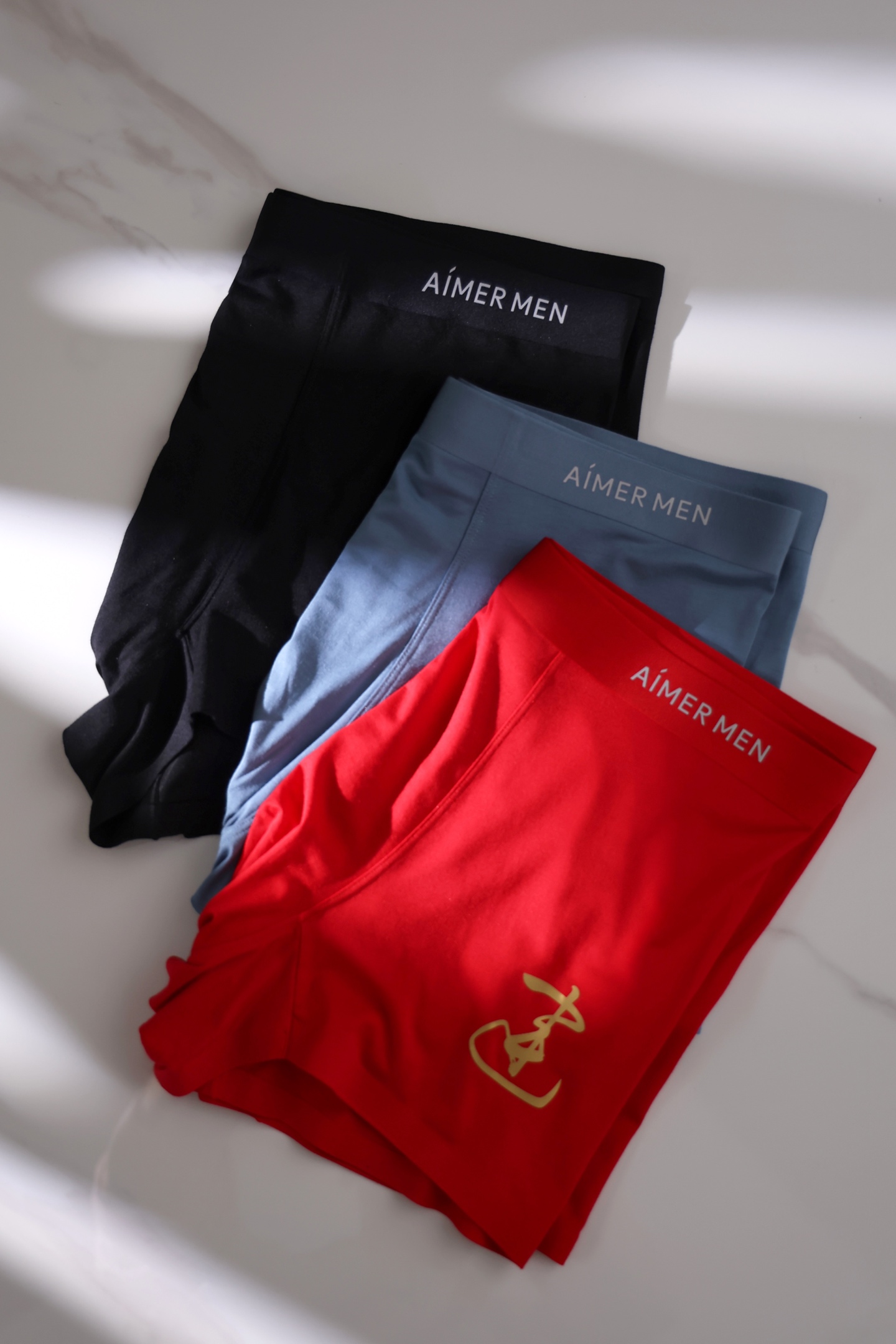 爱家新年开运系列~男士平角裤三条装91%莫代尔+9%氨纶~像第二层肌肤般温柔包裹~U型大空间前裆 更加舒