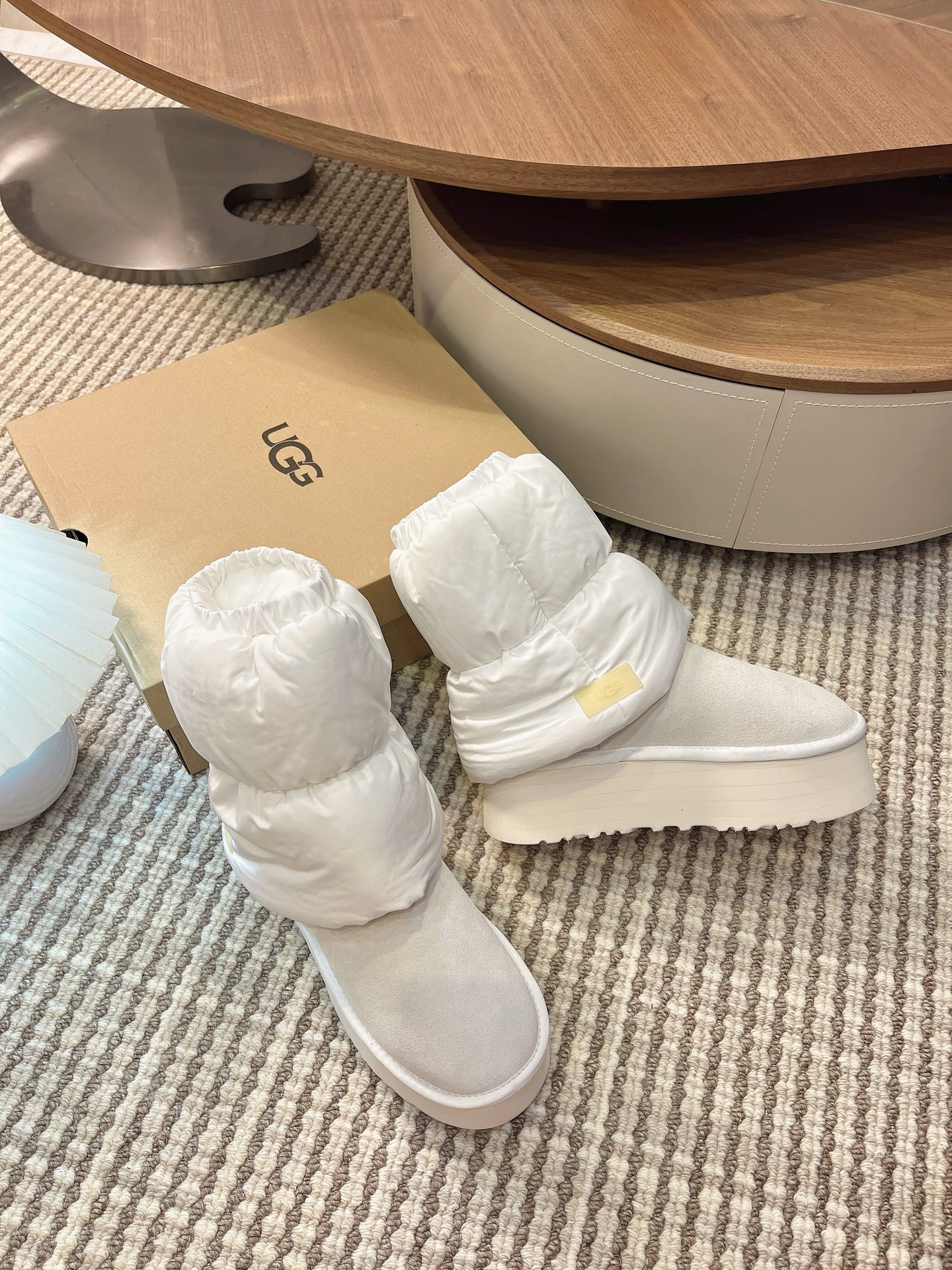 UGG Women's Elastic Platform Snow Boots Winter New Collection - Beige 3 i1760308304102 2119 0 1