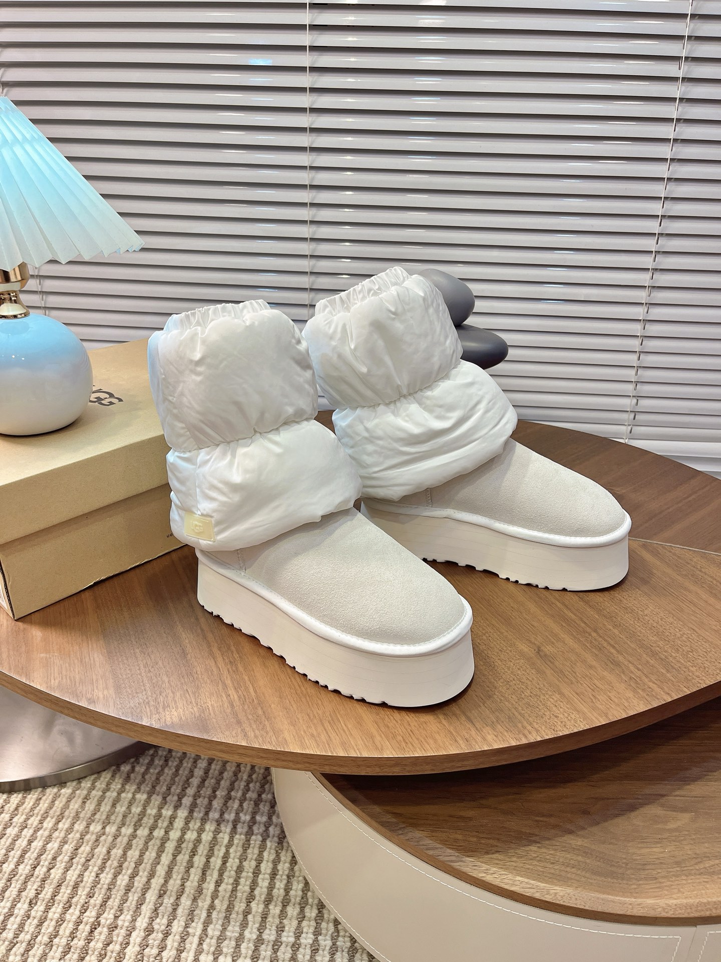 UGG Women's Elastic Platform Snow Boots Winter New Collection - Beige