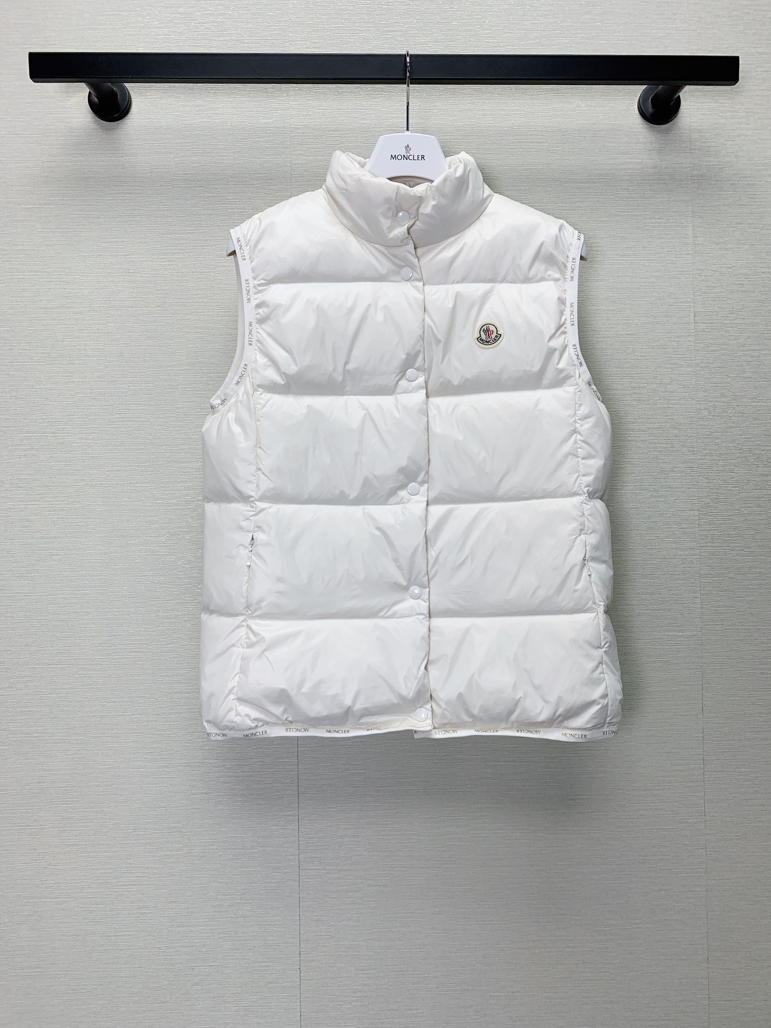 Moncler Vêtements Veste En Duvet Gilet Blanc Duvet d’oie blanche Collection automne – hiver