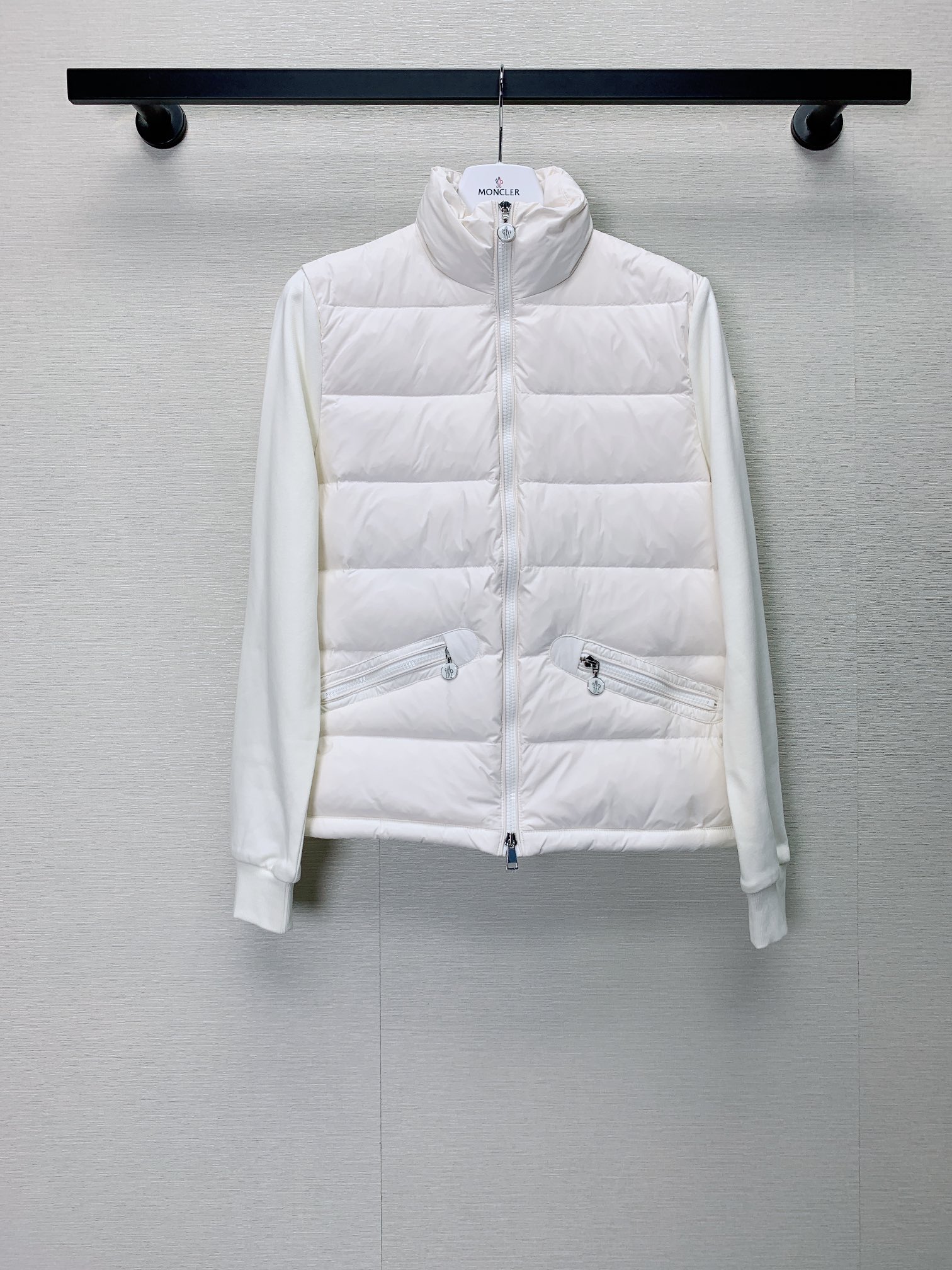 Moncler Acheter
 Vêtements Manteaux & Blousons Veste En Duvet Blanc épissure Duvet d’oie blanche Collection automne – hiver Peu importe