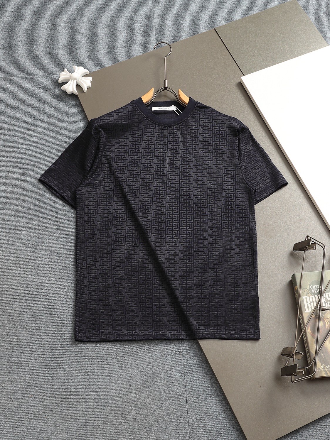 Givenchy micro versión ancha XS S M L 25ss último y último modelo oscuro bordado de toalla de alta calidad contra manga…