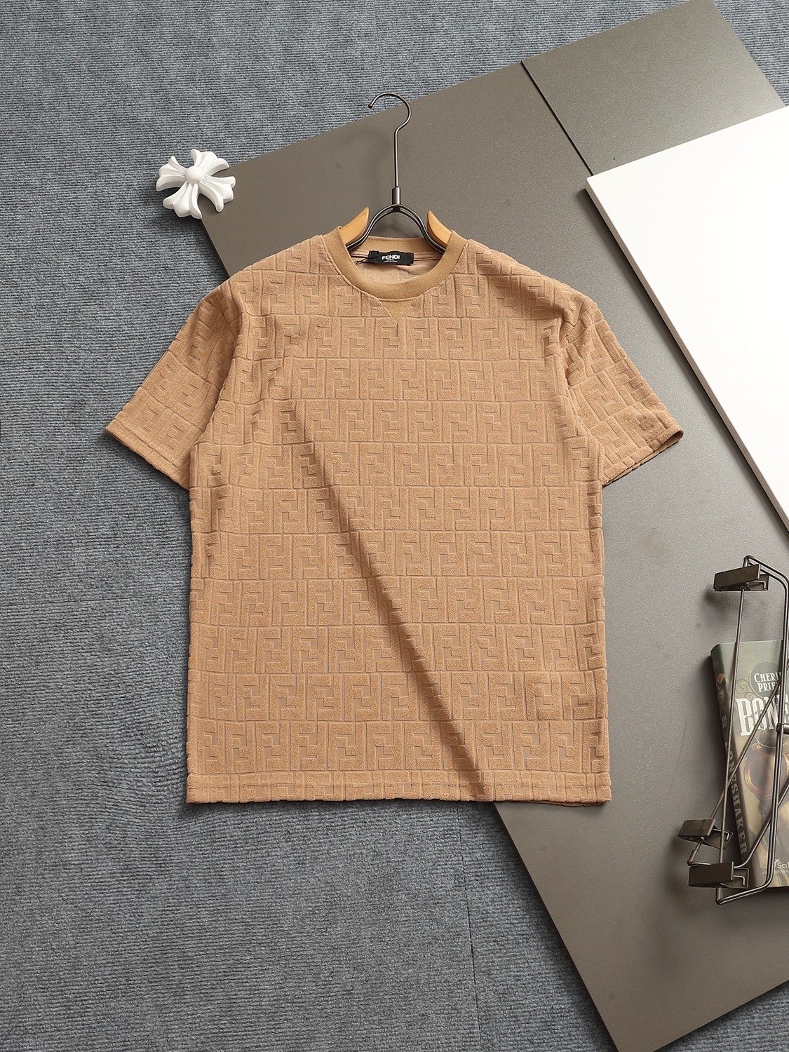 Fendi camiseta de corte ligeramente holgado XS-L, nueva edición exclusiva, la más nueva y de máxima calidad de 2025, co…