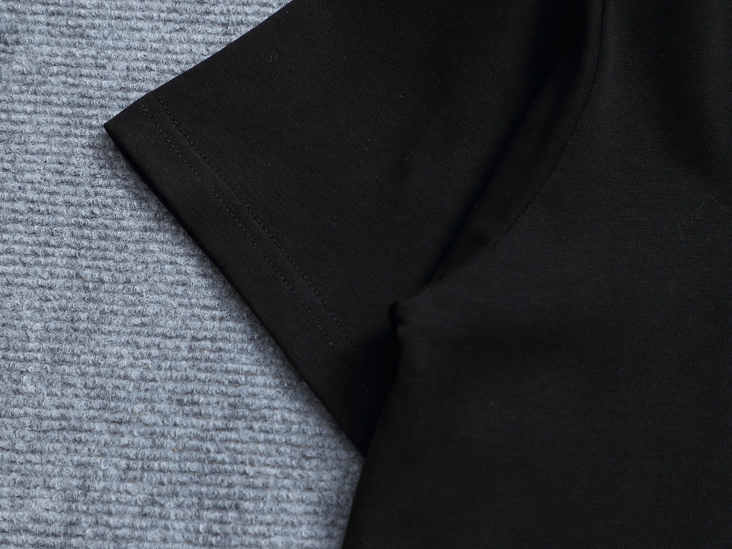 Louis Vuitton 1V 短袖T恤服装,lv,包,男,女 6