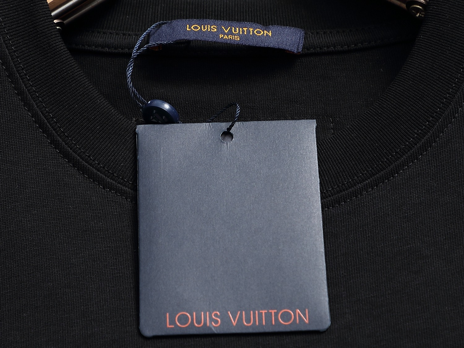 Louis Vuitton 1V 短袖T恤服装,lv,包,男,女 8