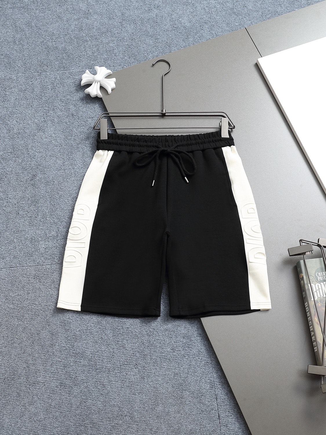 Dior  迪奥25ss专柜同款毛圈短裤🔥情侣款～采用棉质毛圈面...