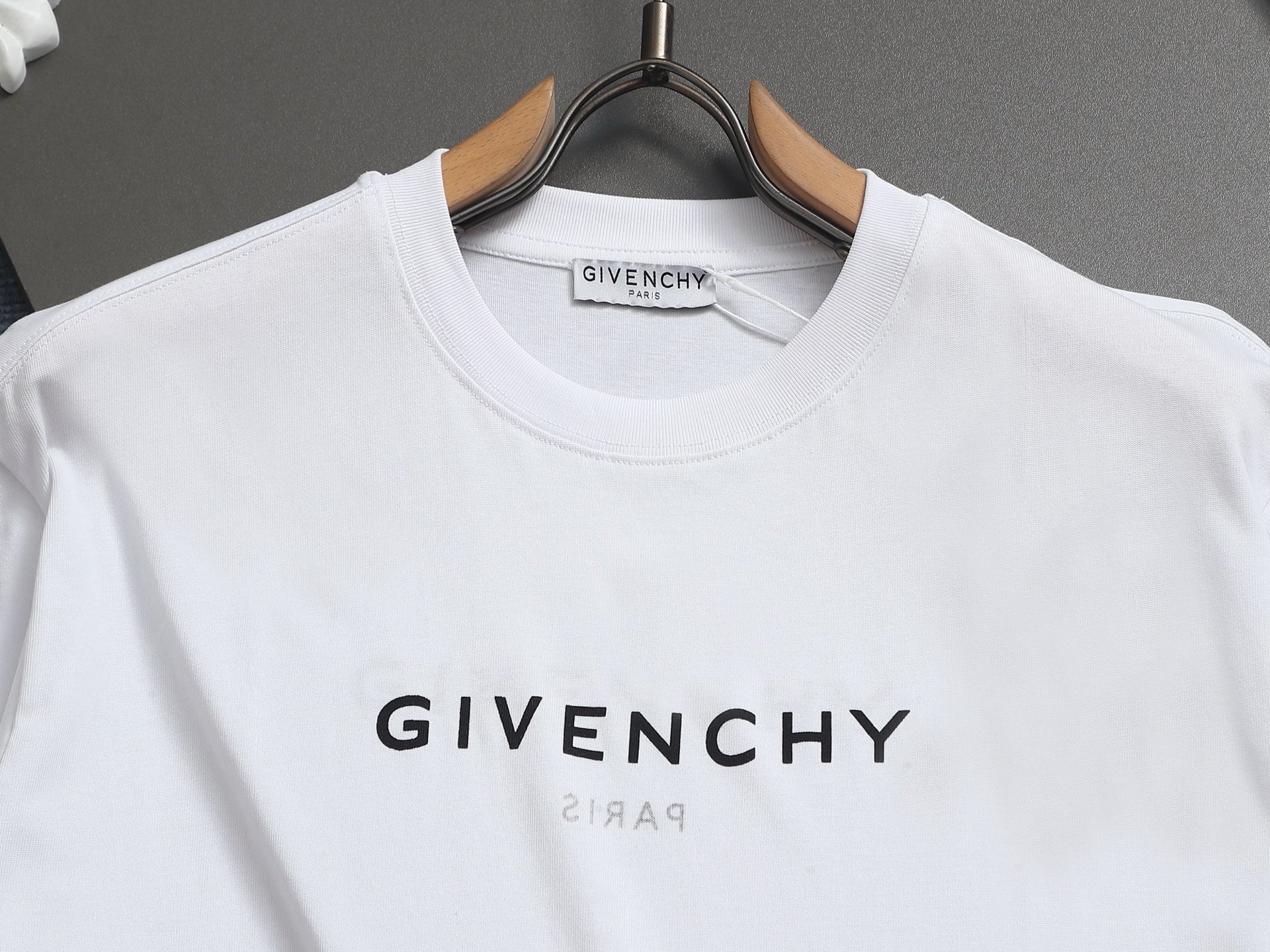 Givenchy Logo Print Cotton T-Shirt - Classic Design, Comfortable Fit 4 i1753193040418 8113 0 2