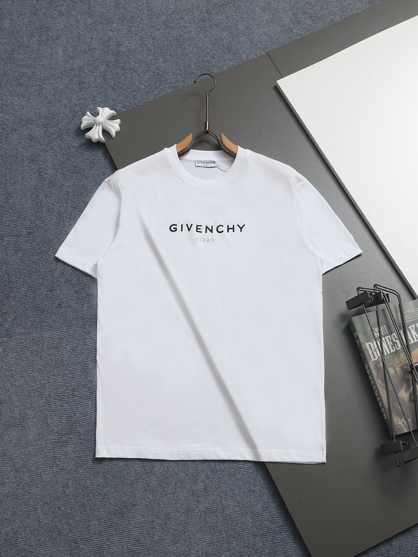 Givenchy Logo Print Cotton T-Shirt - Classic Design, Comfortable Fit 2 i1753193040424 8234 0 0
