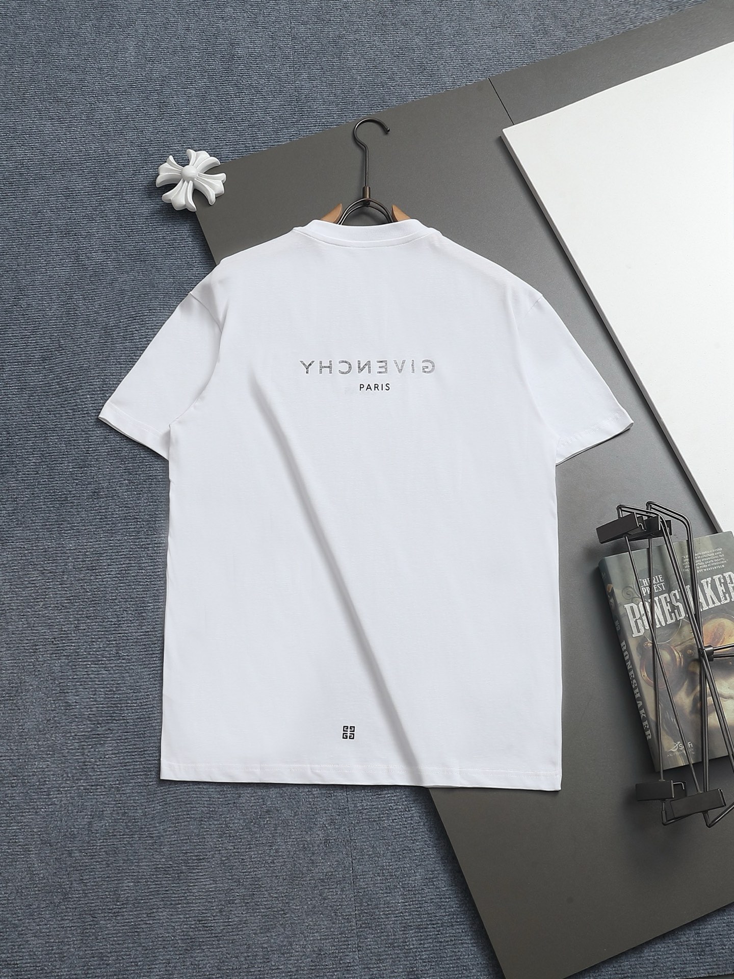 Givenchy Logo Print Cotton T-Shirt - Classic Design, Comfortable Fit 3 i1753193049942 5490 0 1