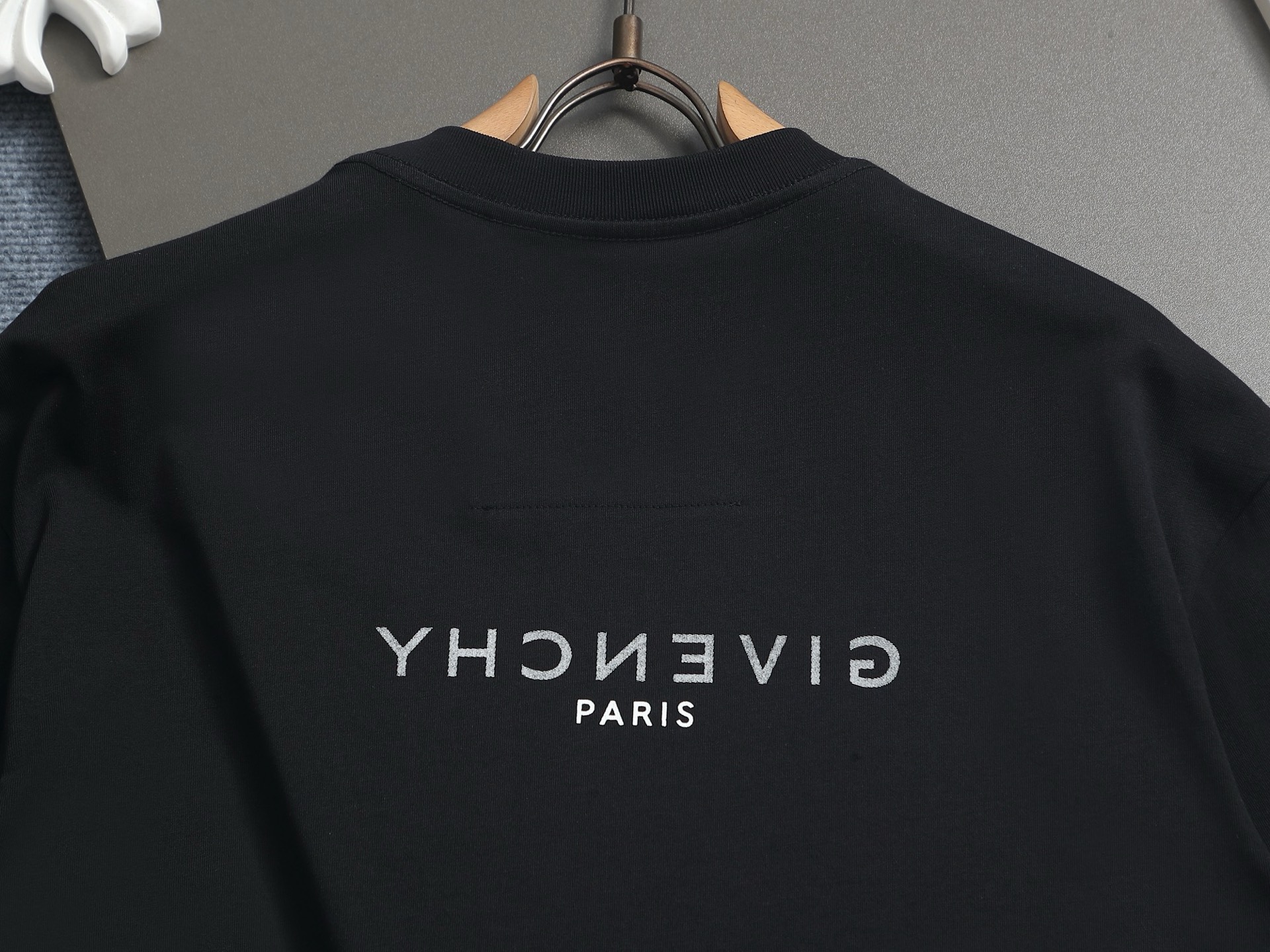 Givenchy Logo Print Cotton T-Shirt - Classic Design, Comfortable Fit 13 i1753193079224 4973 0 11