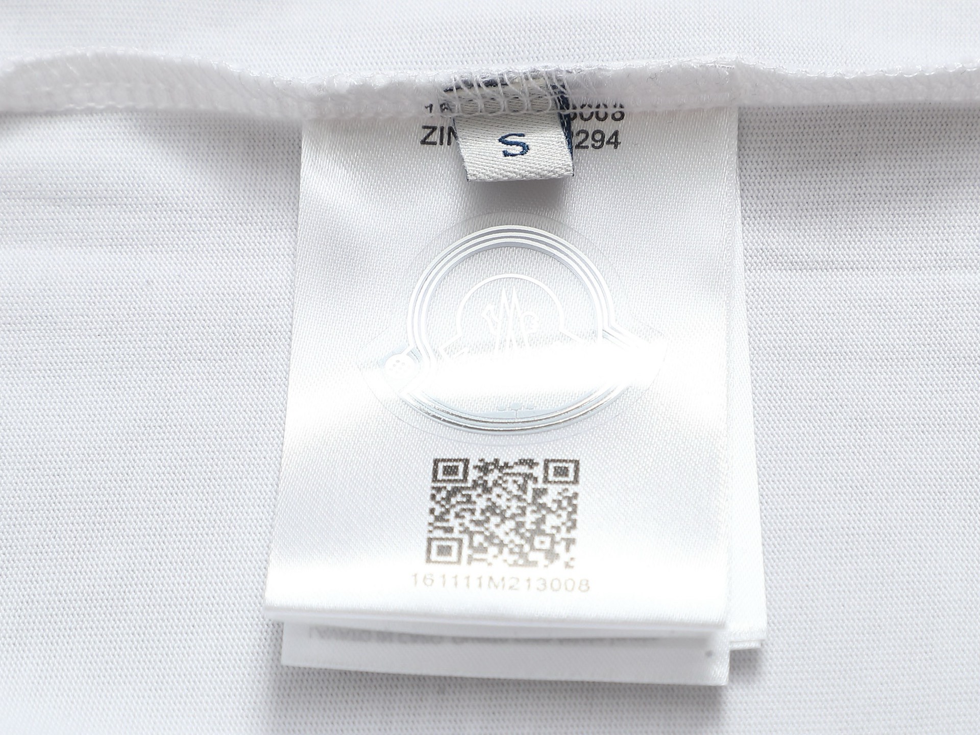 
MONCLER/蒙口 260克圆领短袖T恤
拼色刺绣🪡字母LOGO品牌章仔设计标识
官方同步  高版本