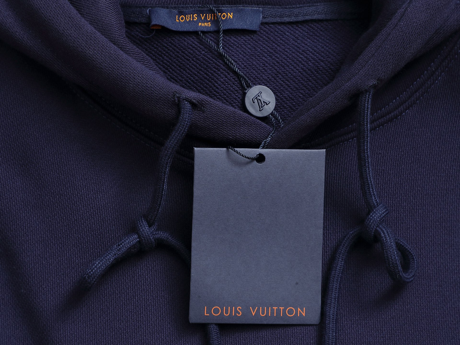 
Louis Vuitton  路易威登  1V  微宽版型XS  S M L 
25SS  1V 新品