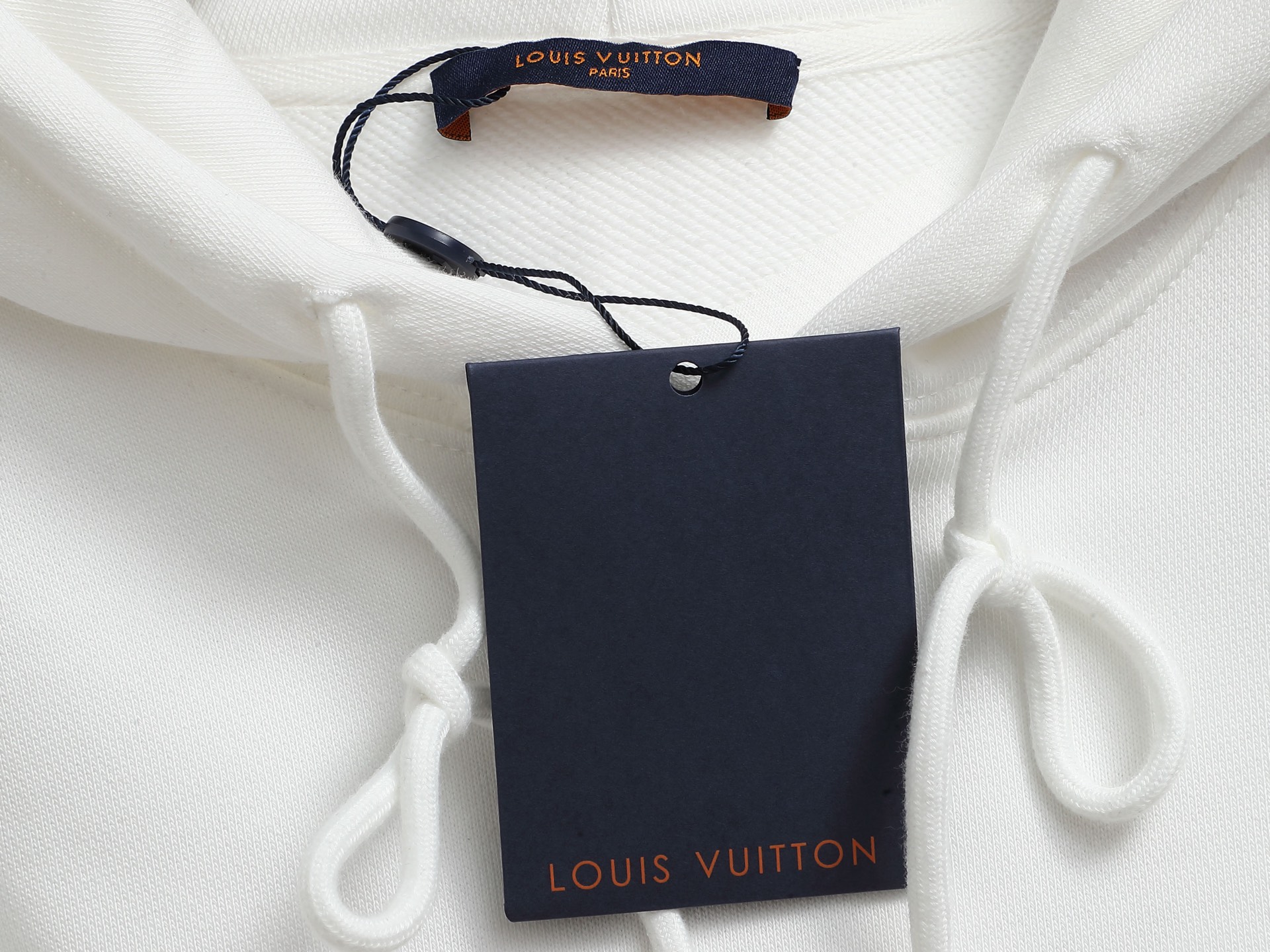 
Louis Vuitton  路易威登  1V  微宽版型S M L XL
25SS  1V 新品专柜