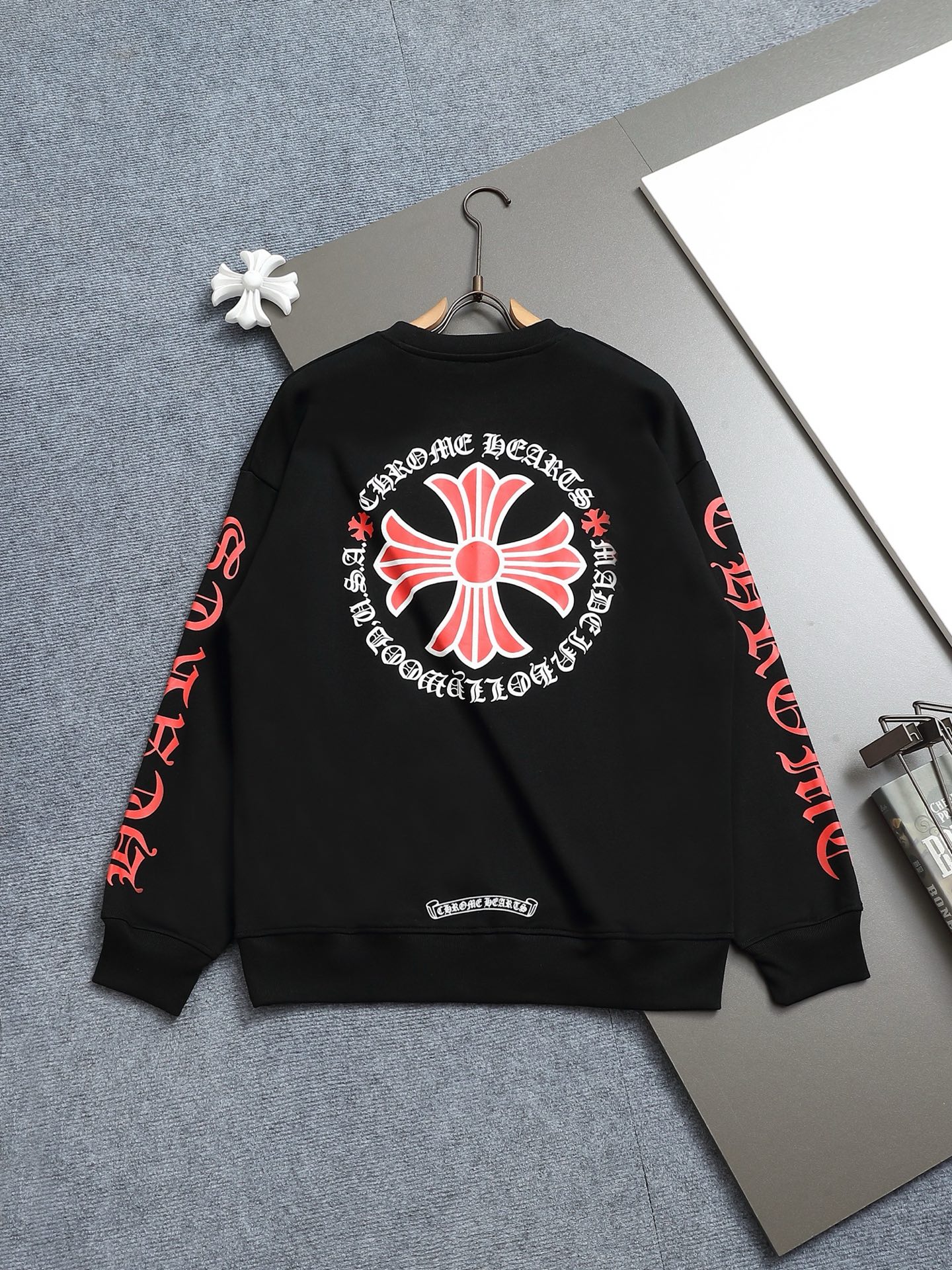 Chrome Hearts Cross Print Black Cotton Sweatshirt Round Neck XS-L 2 i1754754118705 6269 0 1