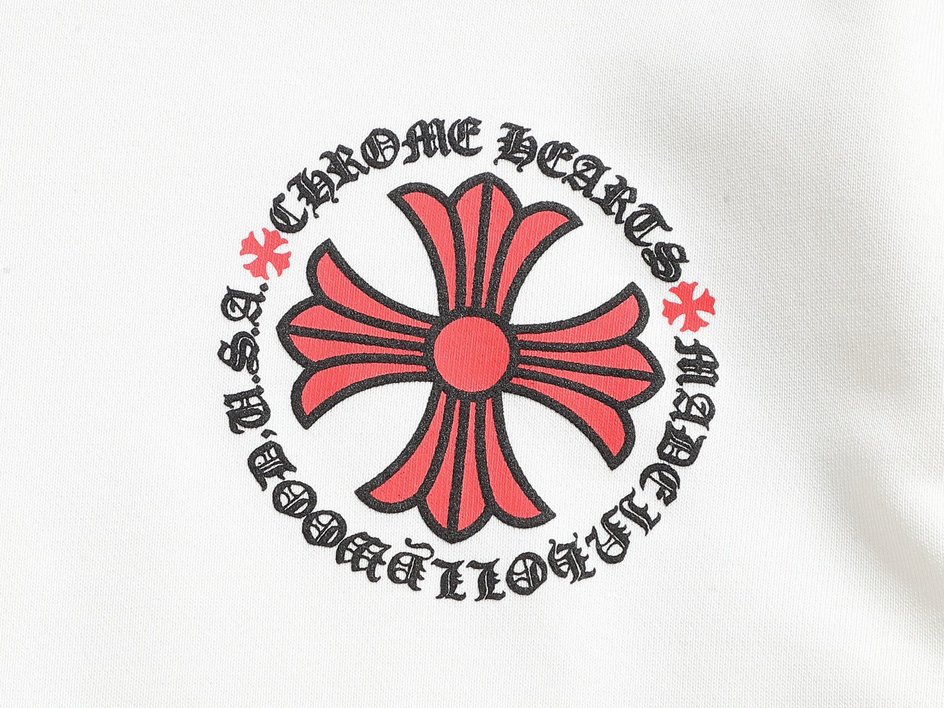 Chrome Hearts White Cotton Sweatshirt with Red Cross and Horseshoe Print 4 i1754754226752 1637 0 5