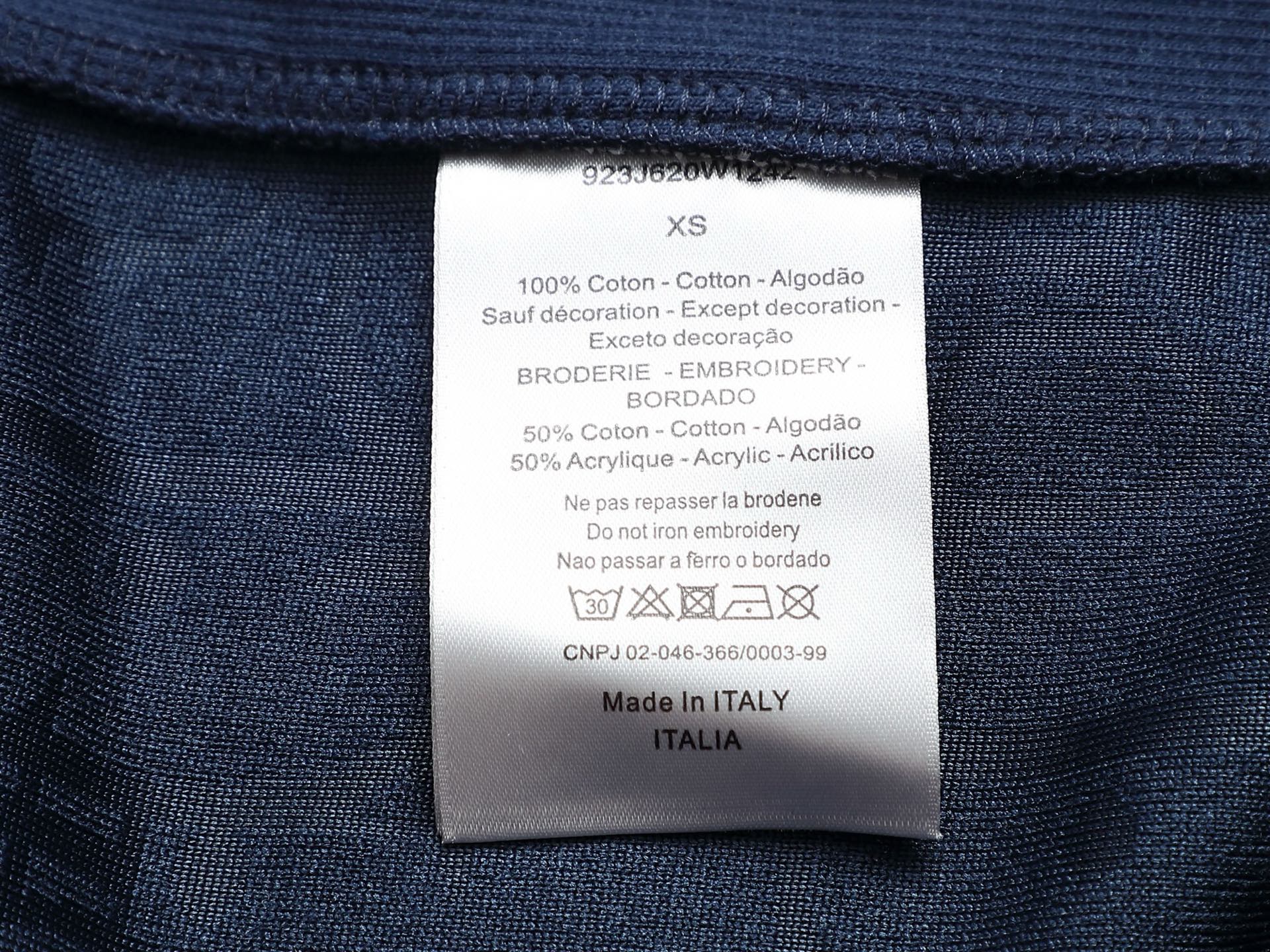 
DIOR迪奥 CD字母暗纹提花 Logo标识精致升级，灵感源自八十年代复古 毛巾
原版面料 官方同款 