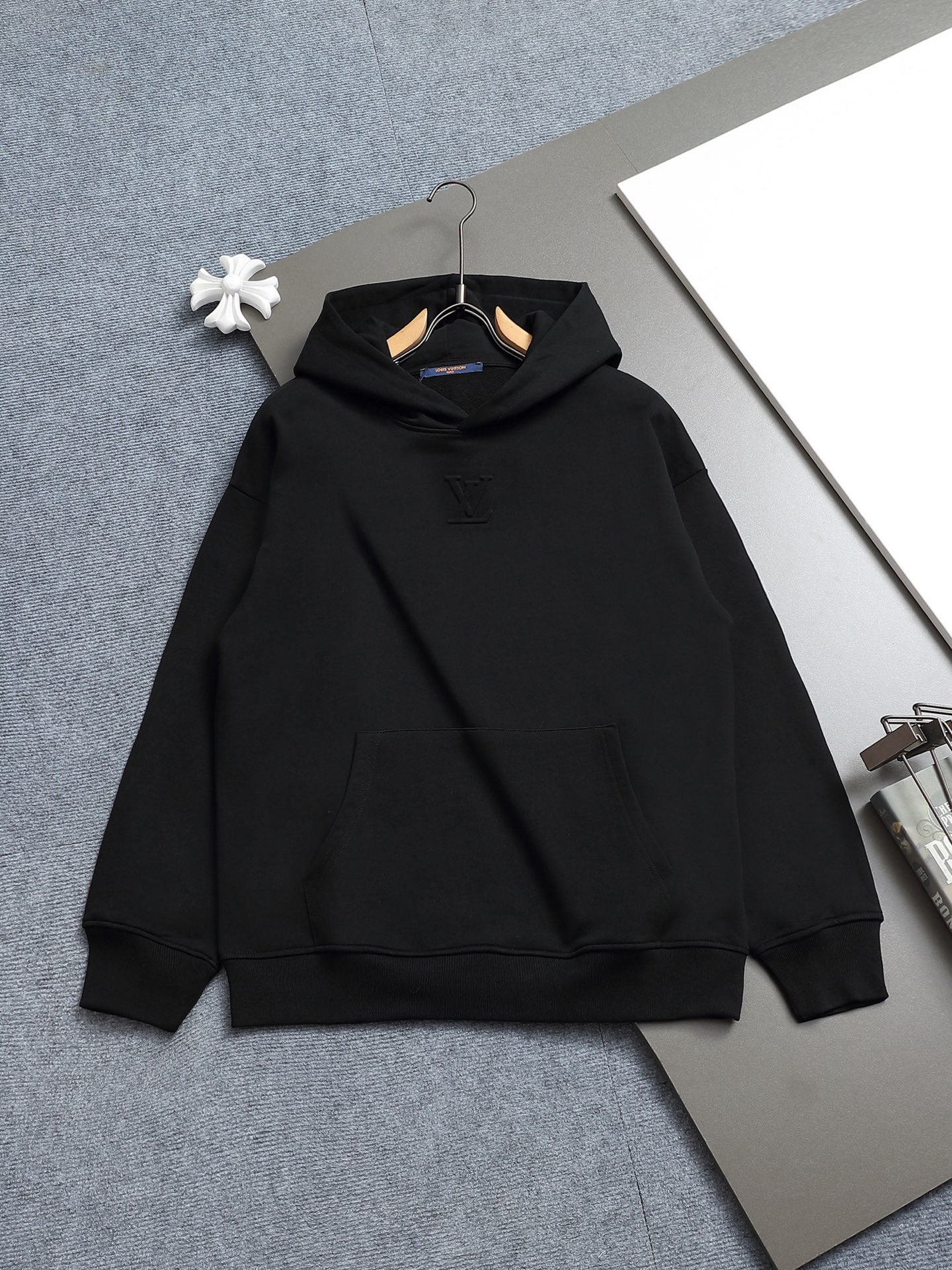 
Louis Vuitton  路易威登  1V  微宽版型XS S M L 
25SS  1V 新品专