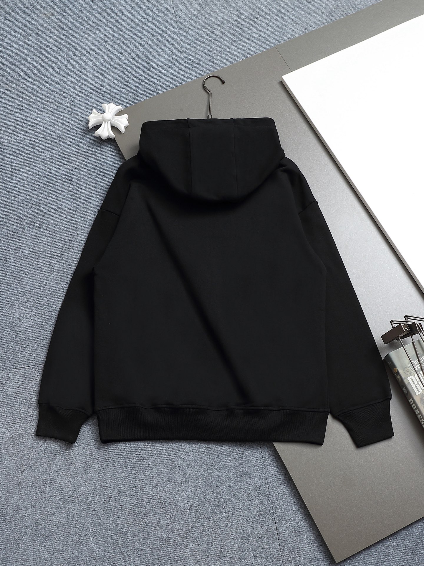 
Gucci 古驰    超级经典拼色印花logo
标识精致升级，灵感源自八十年代复古款式
原版面料 官