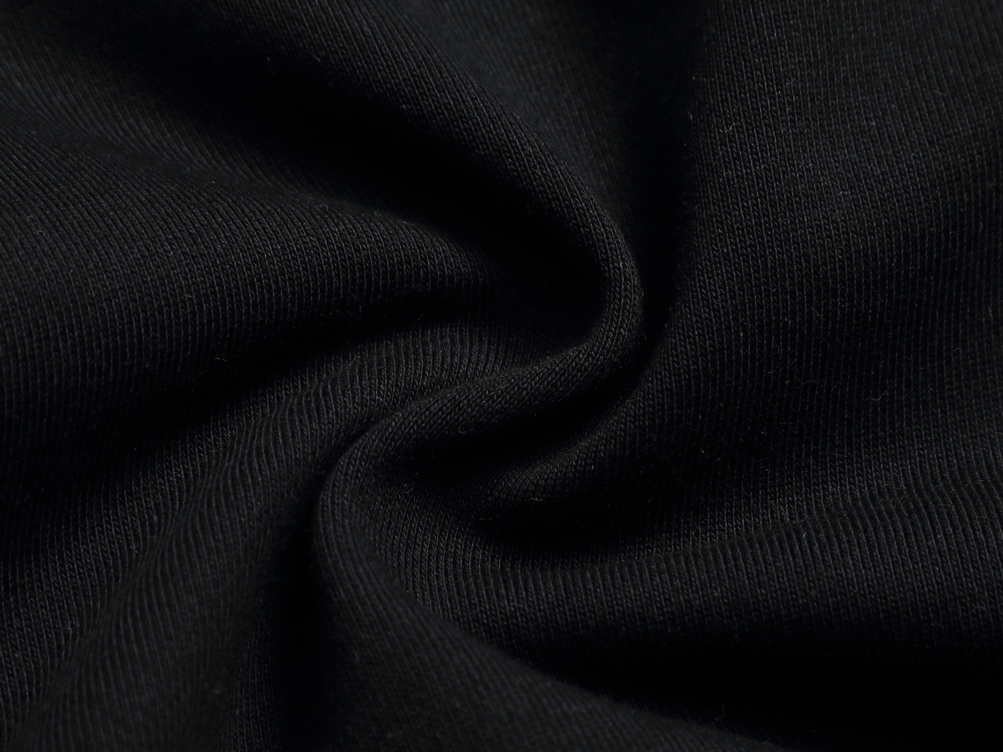 
Gucci 古驰    超级经典纯色绣花logo
标识精致升级，灵感源自八十年代复古款式
原版面料 官