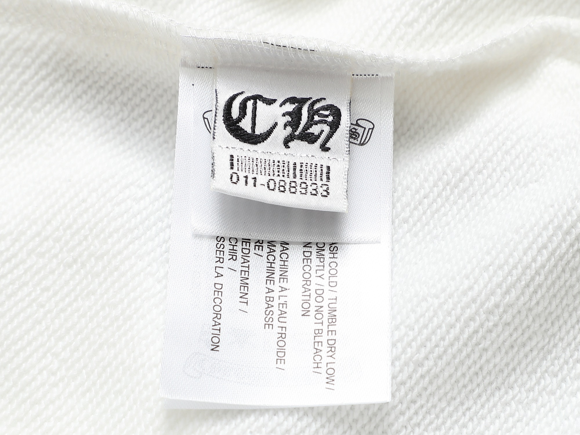 
Chrome hearts ch克罗心十字架马蹄LOGO
万针刺绣工艺圆领卫衣
版型大 宽松有型区别低