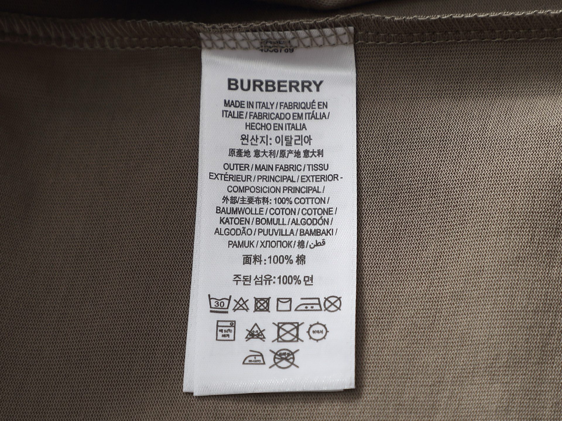 BURBERRY   BBR  巴宝莉  微宽版型XS-L新款独家限定 26年最新最顶级  经典战马胶印