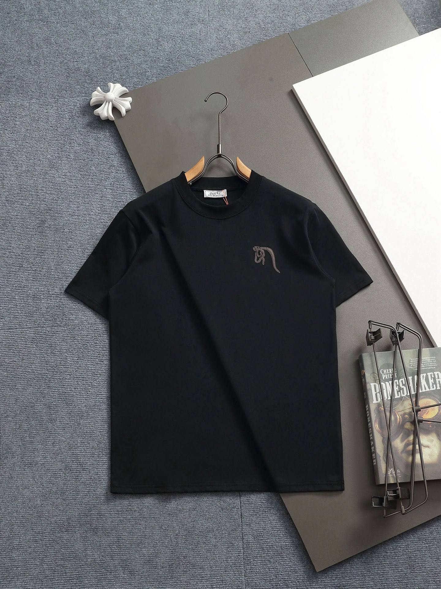 Hermès Hermes爱马仕 2025秋冬新款 高端优雅 男士定制 260g纯棉短袖