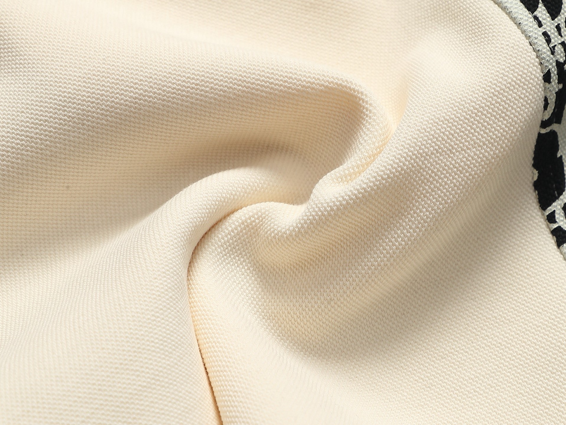 Dior DIOR 迪奥 26ss 毛圈短裤 ～采用棉质毛圈面料精心制作 饰以同色调图案