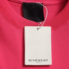 GIVENCHY 印花工艺贴布绣纪梵希 短袖t桖高级洗水工艺 版型大 宽松有型区别低版本瘦长版型上身拉 GIVENCHY 印花工艺贴布绣纪梵希 短袖t桖高级洗水工艺 版型大 宽松有型区别低版本瘦长版型上身拉