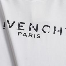 GIVENCHY 印花工艺贴布绣纪梵希 短袖t桖高级洗水工艺 版型大 宽松有型区别低版本瘦长版型上身拉 GIVENCHY 印花工艺贴布绣纪梵希 短袖t桖高级洗水工艺 版型大 宽松有型区别低版本瘦长版型上身拉