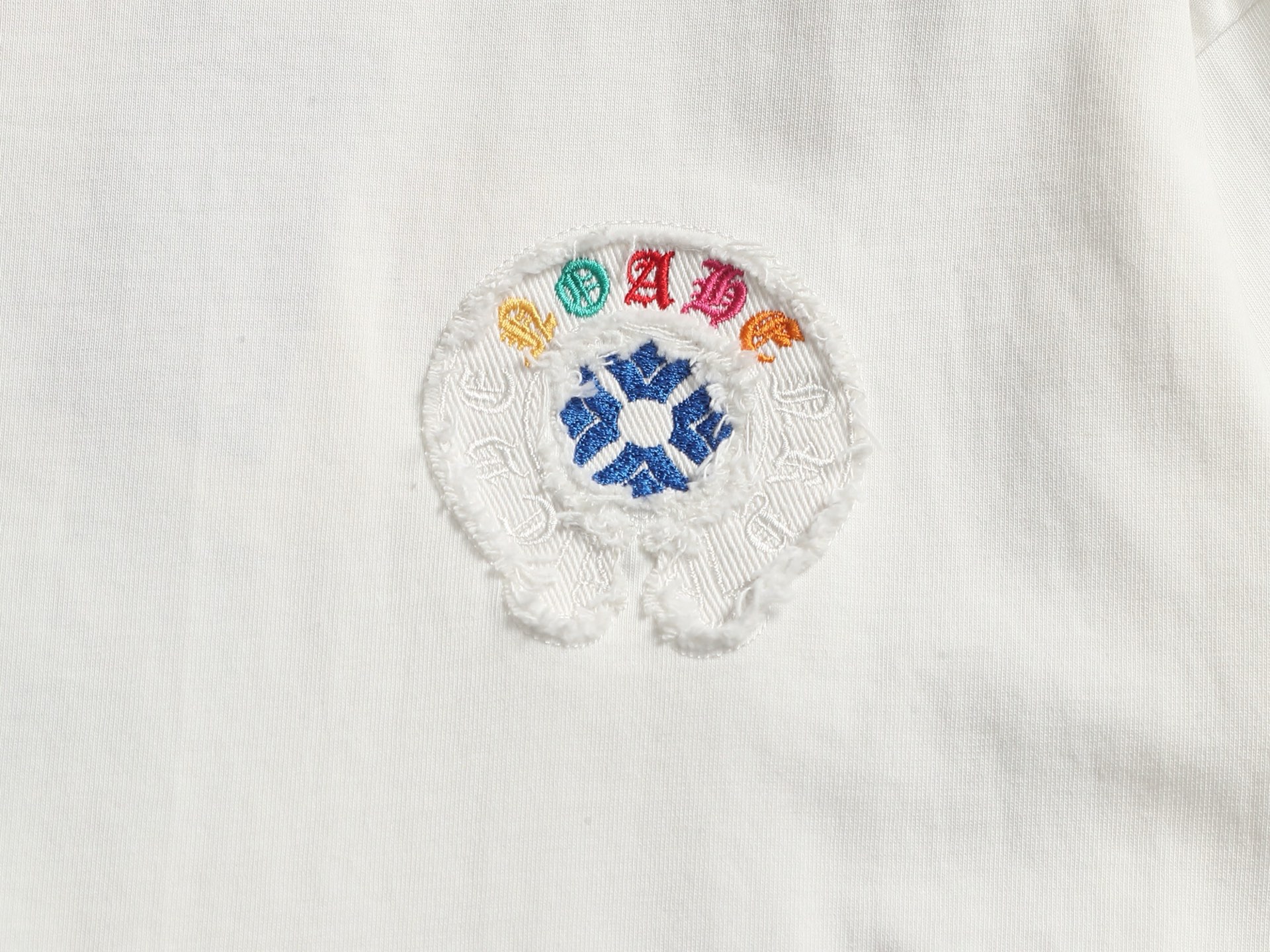 Chrome Hearts 𝗖𝗵𝗿𝗼𝗺𝗲 𝗛𝗲𝗮𝗿𝘁𝘀/克罗心2025马蹄贴布刺绣夏季新款 美式酸洗做旧激光烧花贴布绣情侣休闲短袖T恤