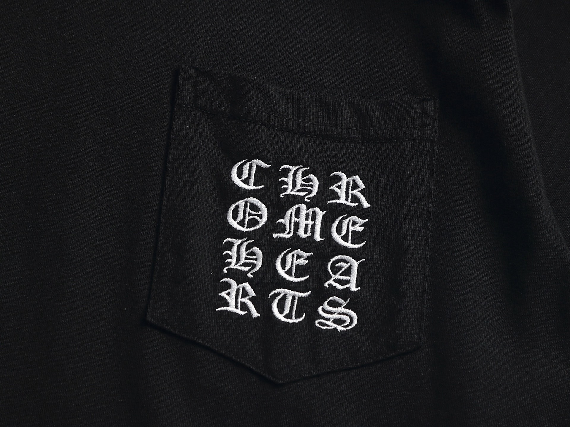 Chrome Hearts 𝗖𝗵𝗿𝗼𝗺𝗲 𝗛𝗲𝗮𝗿𝘁𝘀/克罗心2026梵文贴布刺绣夏季新款 美式酸洗做旧激光烧花贴布绣情侣休闲短袖T恤