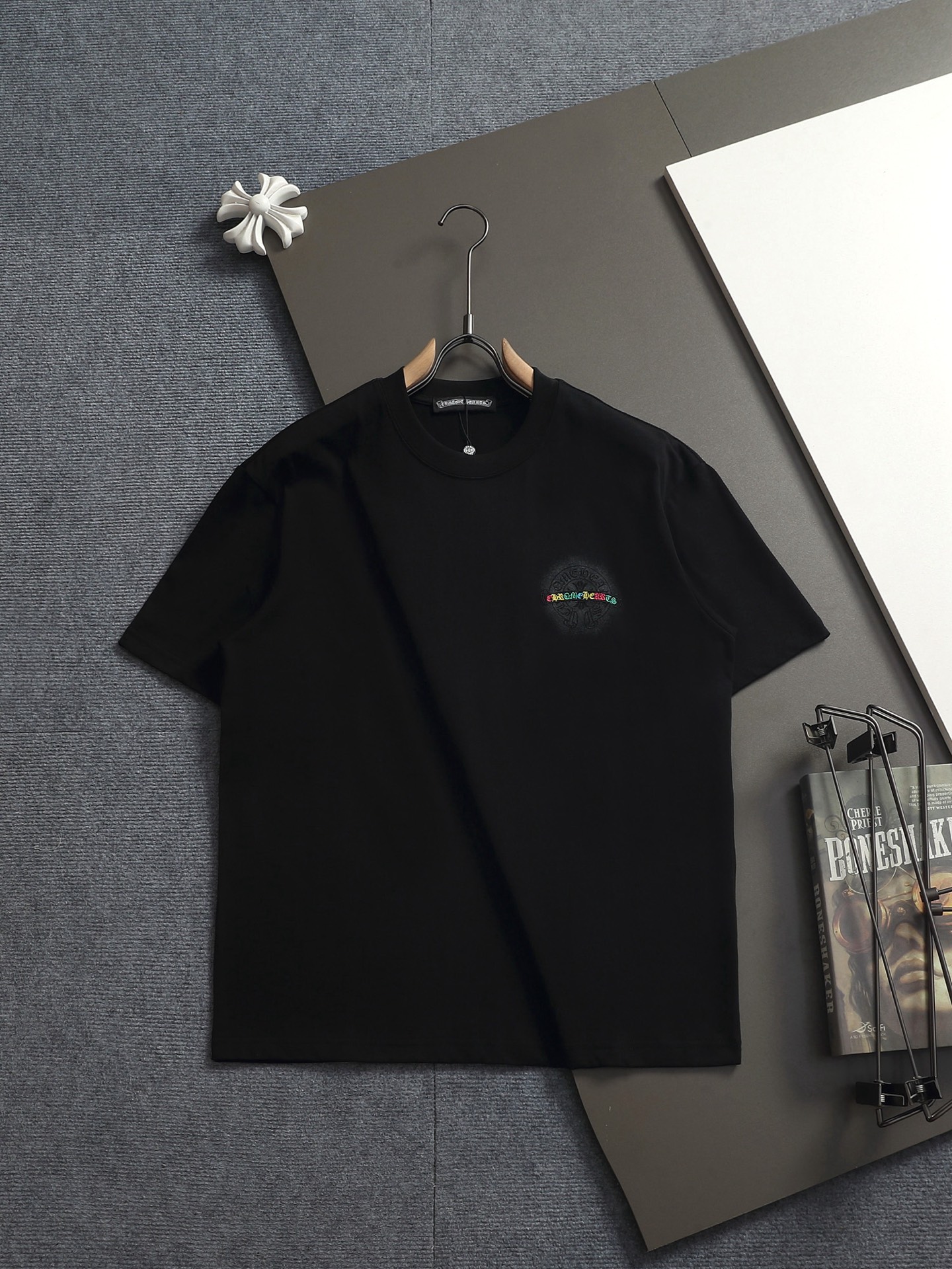 Chrome Hearts 𝗖𝗵𝗿𝗼𝗺𝗲 𝗛𝗲𝗮𝗿𝘁𝘀/克罗心2026马蹄梵文十字架LOGO集于一身夏季新款 美式酸洗拼色万针刺绣情侣休闲短袖T恤