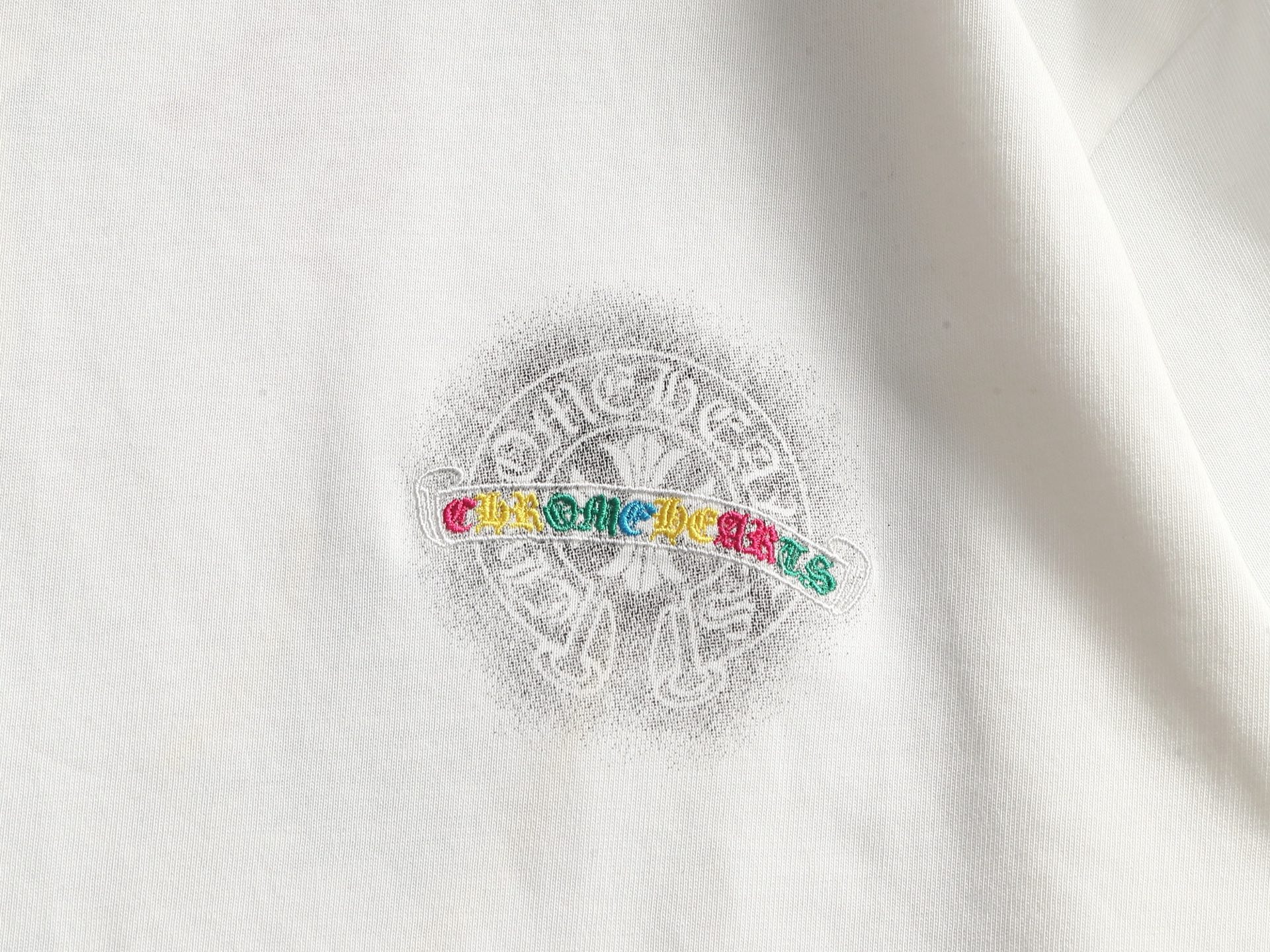 Chrome Hearts 𝗖𝗵𝗿𝗼𝗺𝗲 𝗛𝗲𝗮𝗿𝘁𝘀/克罗心2026马蹄梵文十字架LOGO集于一身夏季新款 美式酸洗拼色万针刺绣情侣休闲短袖T恤