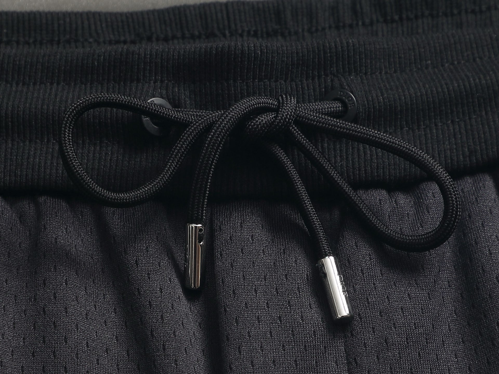 Dior DIOR 迪奥 26ss 毛圈短裤 ～采用棉质毛圈面料精心制作 饰以同色调图案