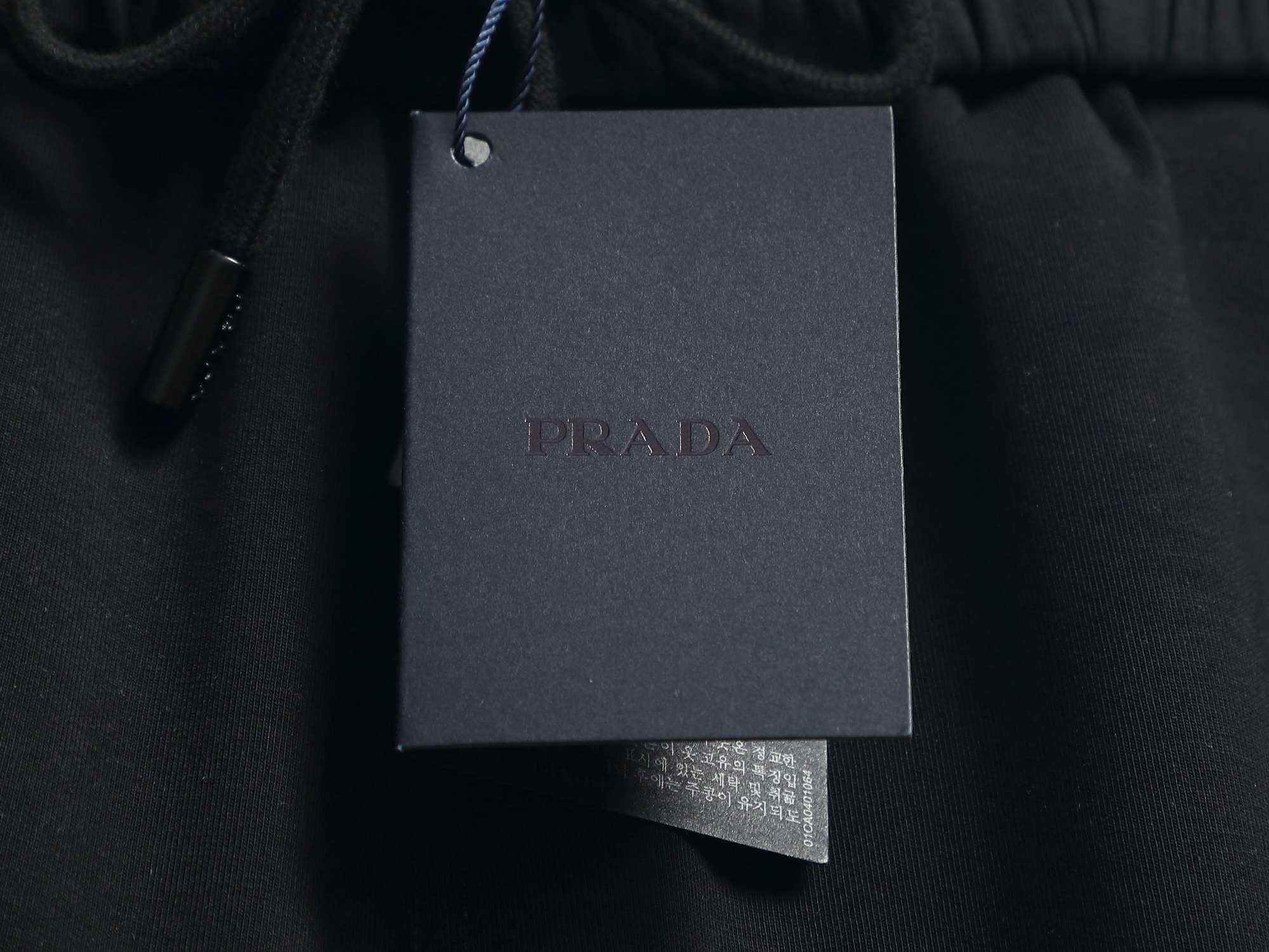 Prada 高端货 普拉达 PRADA 2025春夏新款松紧带休闲短裤 定制面料 透气舒适度高