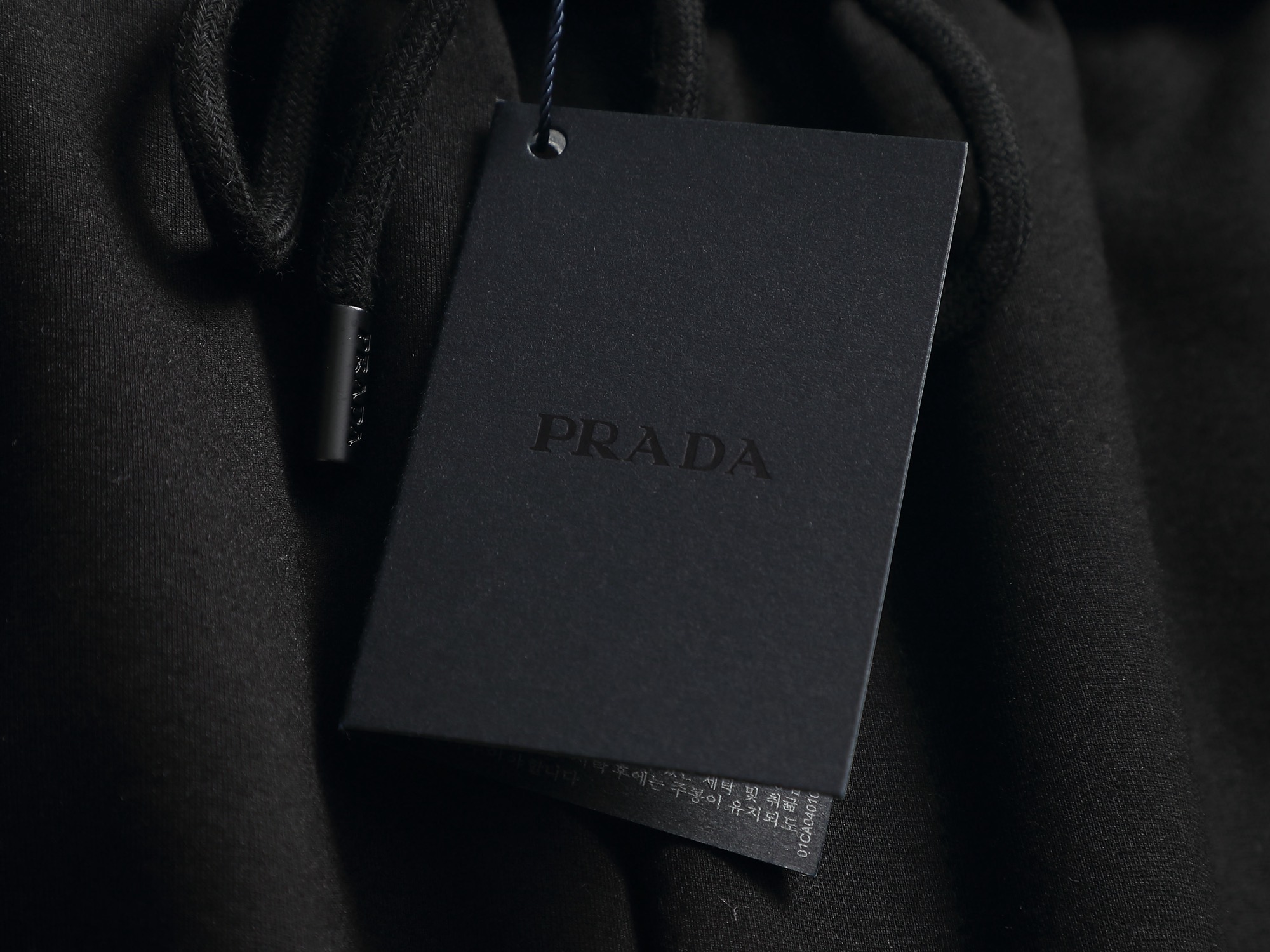Prada 高端货 普拉达 PRADA 2025春夏新款松紧带休闲短裤 定制面料 透气舒适度高