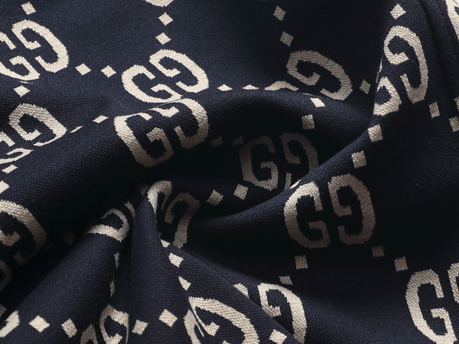 Gucci GUCCI 古驰25ss 毛圈短裤 ～采用棉质毛圈面料精心制作 饰以同色调提花图案