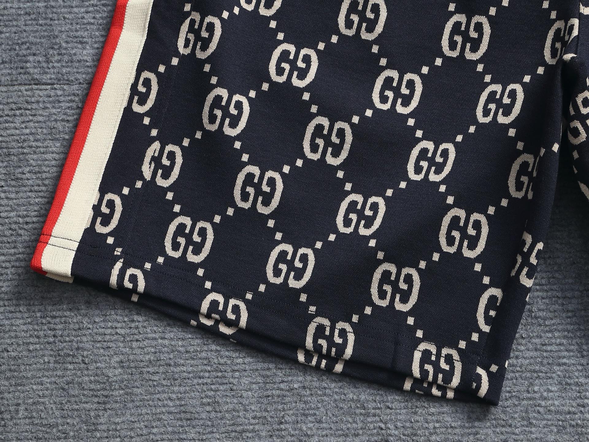 Gucci GUCCI 古驰25ss 毛圈短裤 ～采用棉质毛圈面料精心制作 饰以同色调提花图案