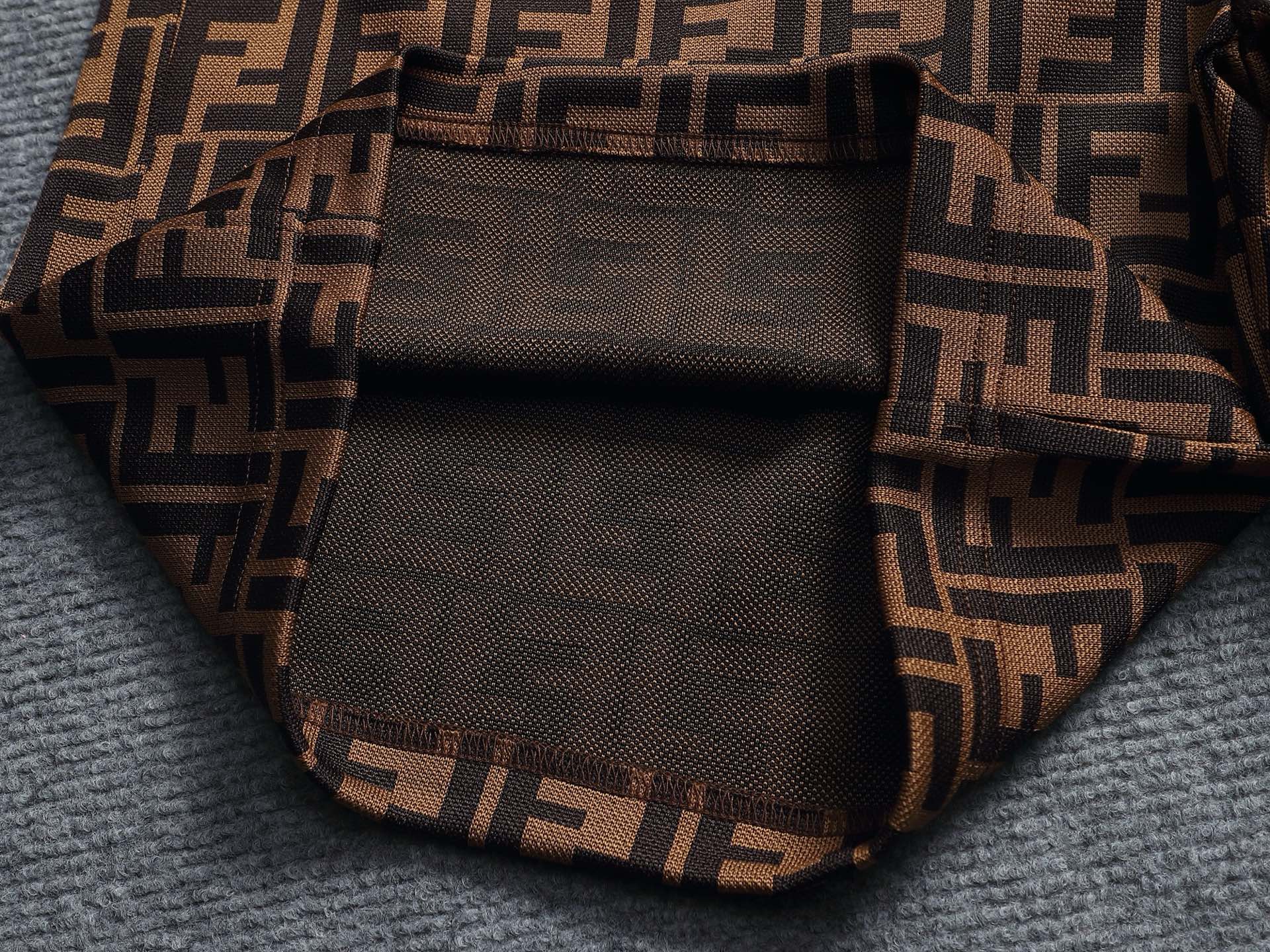 Fendi FENDI 芬迪 25ss 毛圈短裤 ～采用棉质毛圈面料精心制作 饰以同色调提花图案