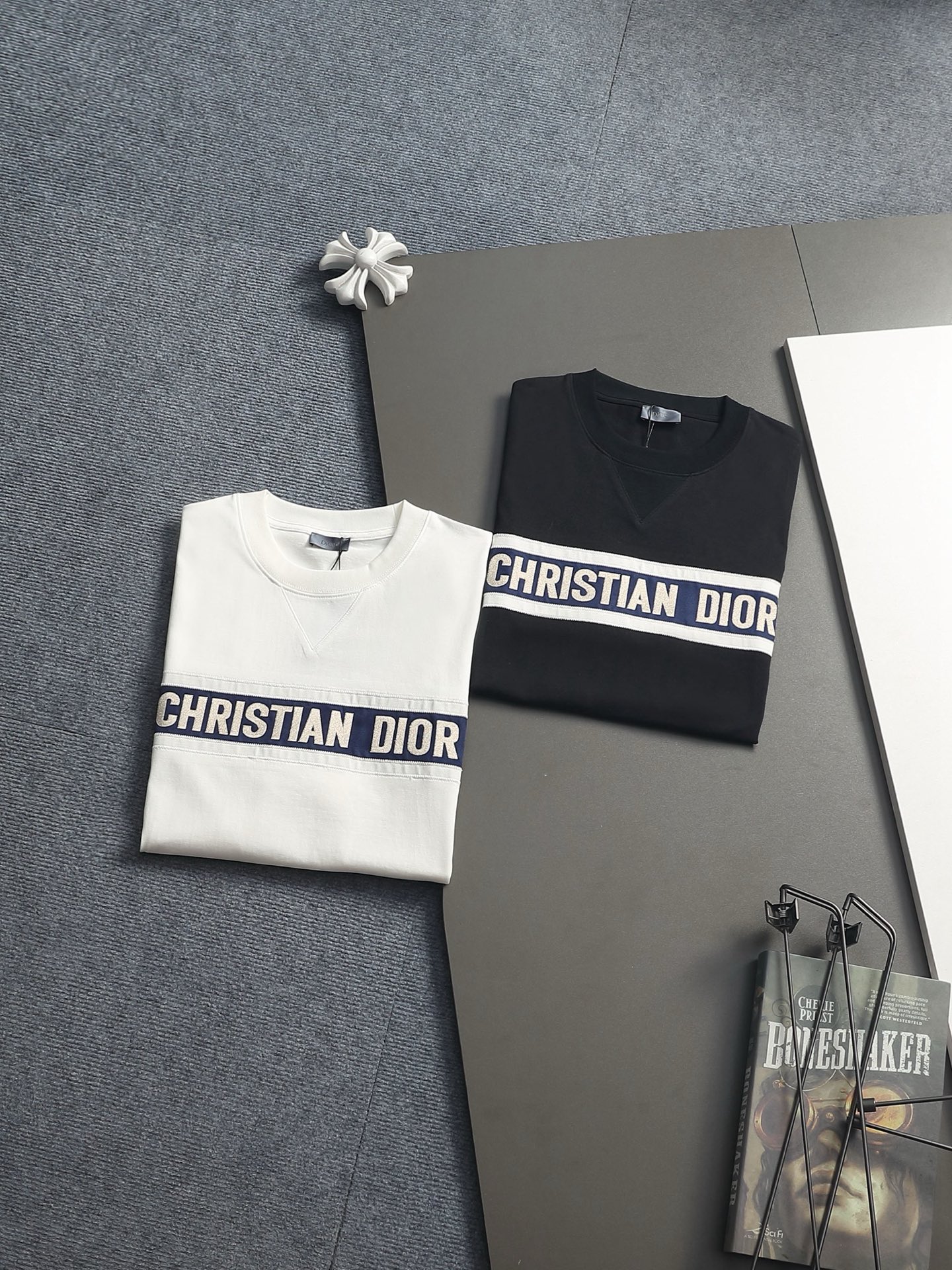 Dior DIOR迪奥 CD字母徽章立体刺绣