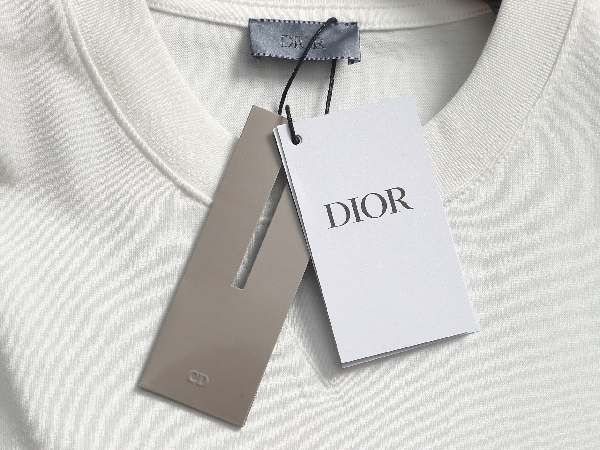 Dior DIOR迪奥 CD字母徽章立体刺绣