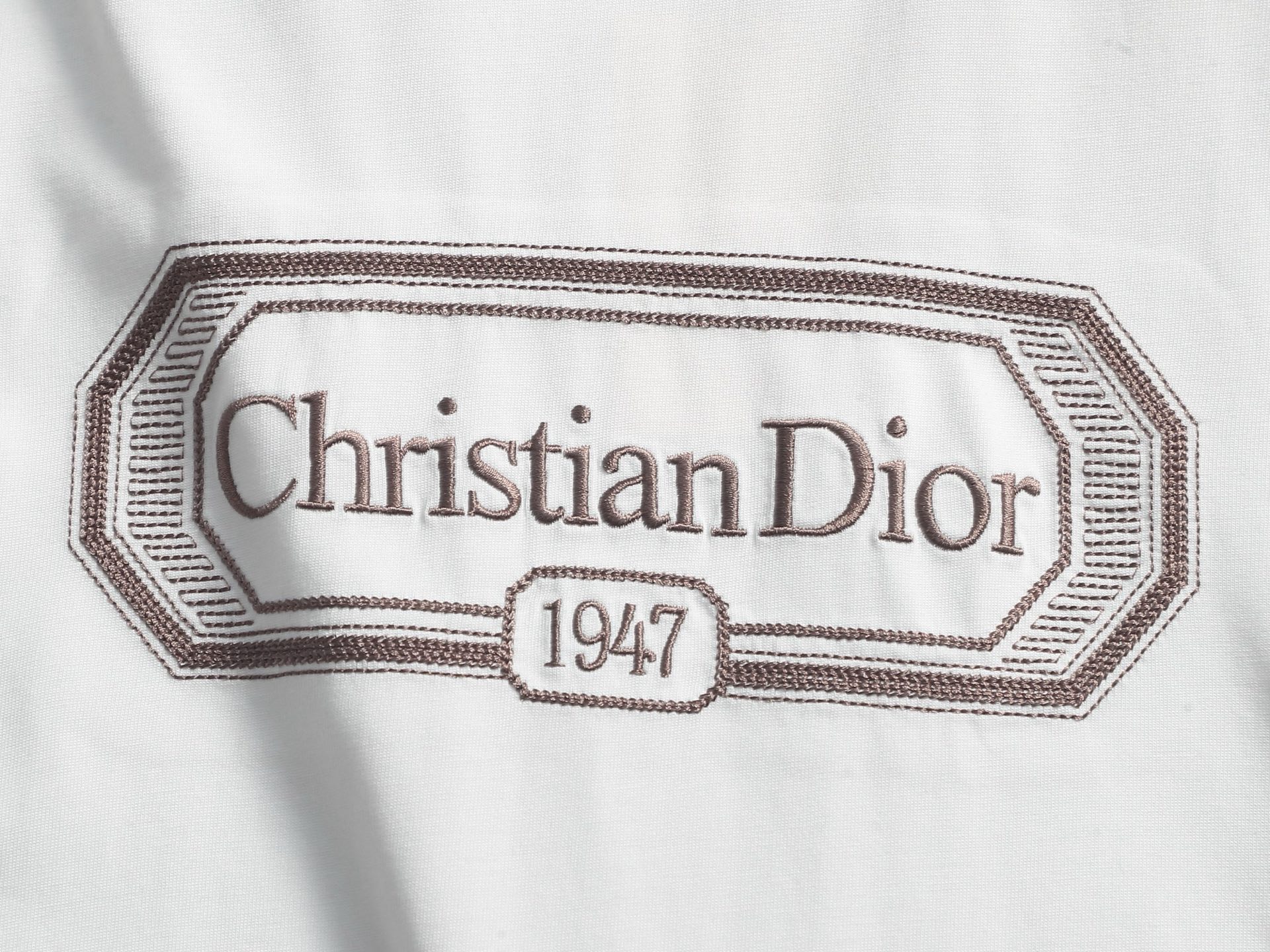 Dior DIOR迪奥 CD字母徽章立体刺绣
