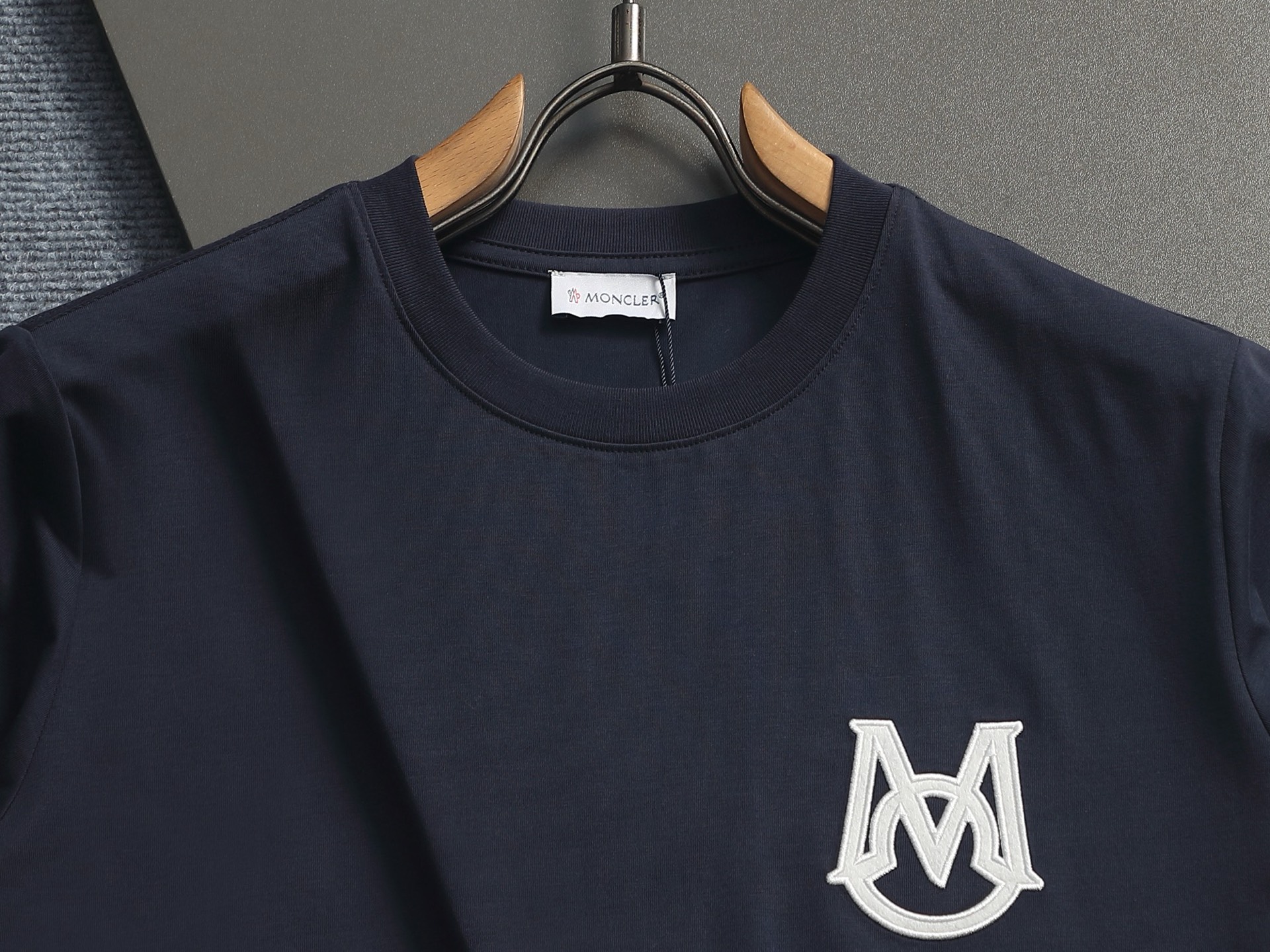 Moncler 蒙口2026早春新款 短袖T恤 同步发售 定制专属纯棉面料 定制 工艺螺纹