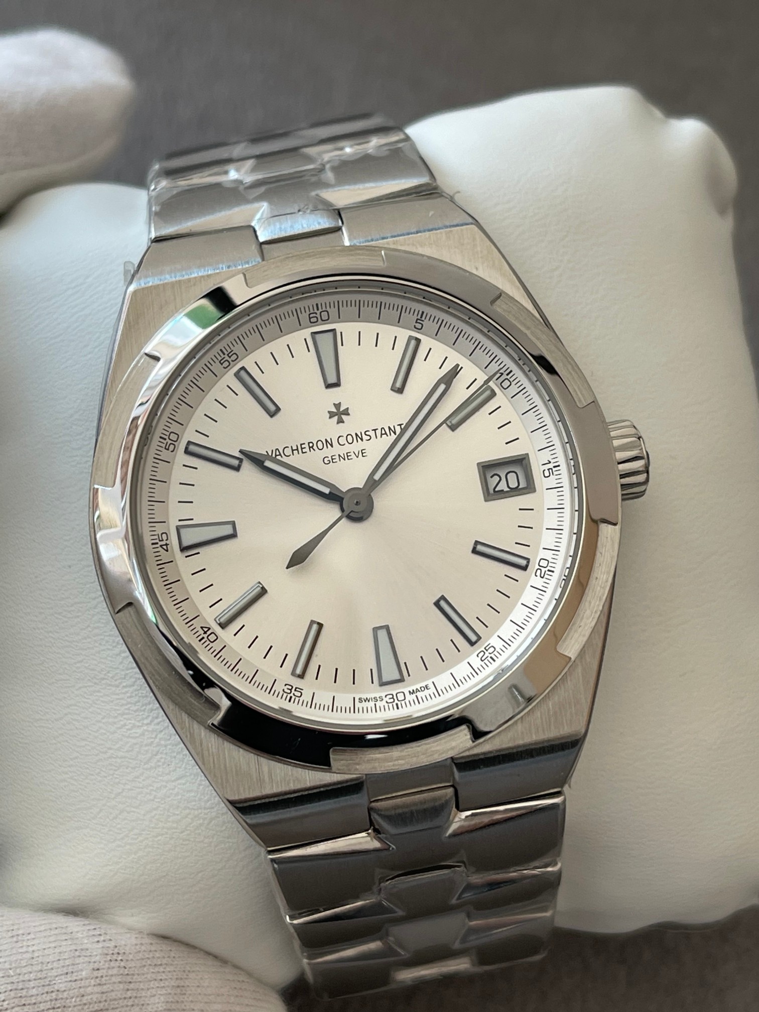 Overseas Replica