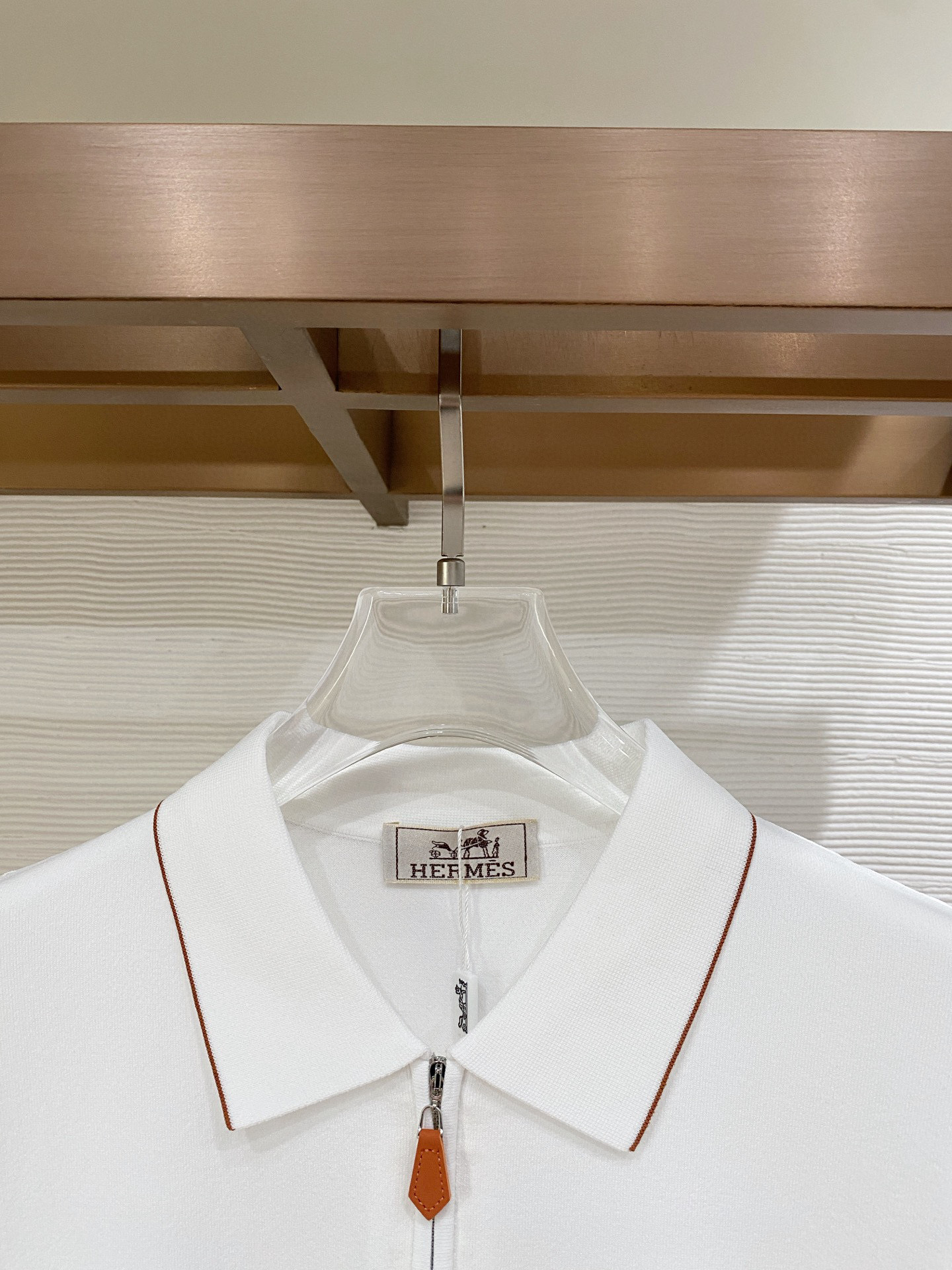 爱马家 官网26春夏原厂进口伊力特面料超级舒适 颜色 ：黑 白 蓝三色码数: 48-56型号：Kt260