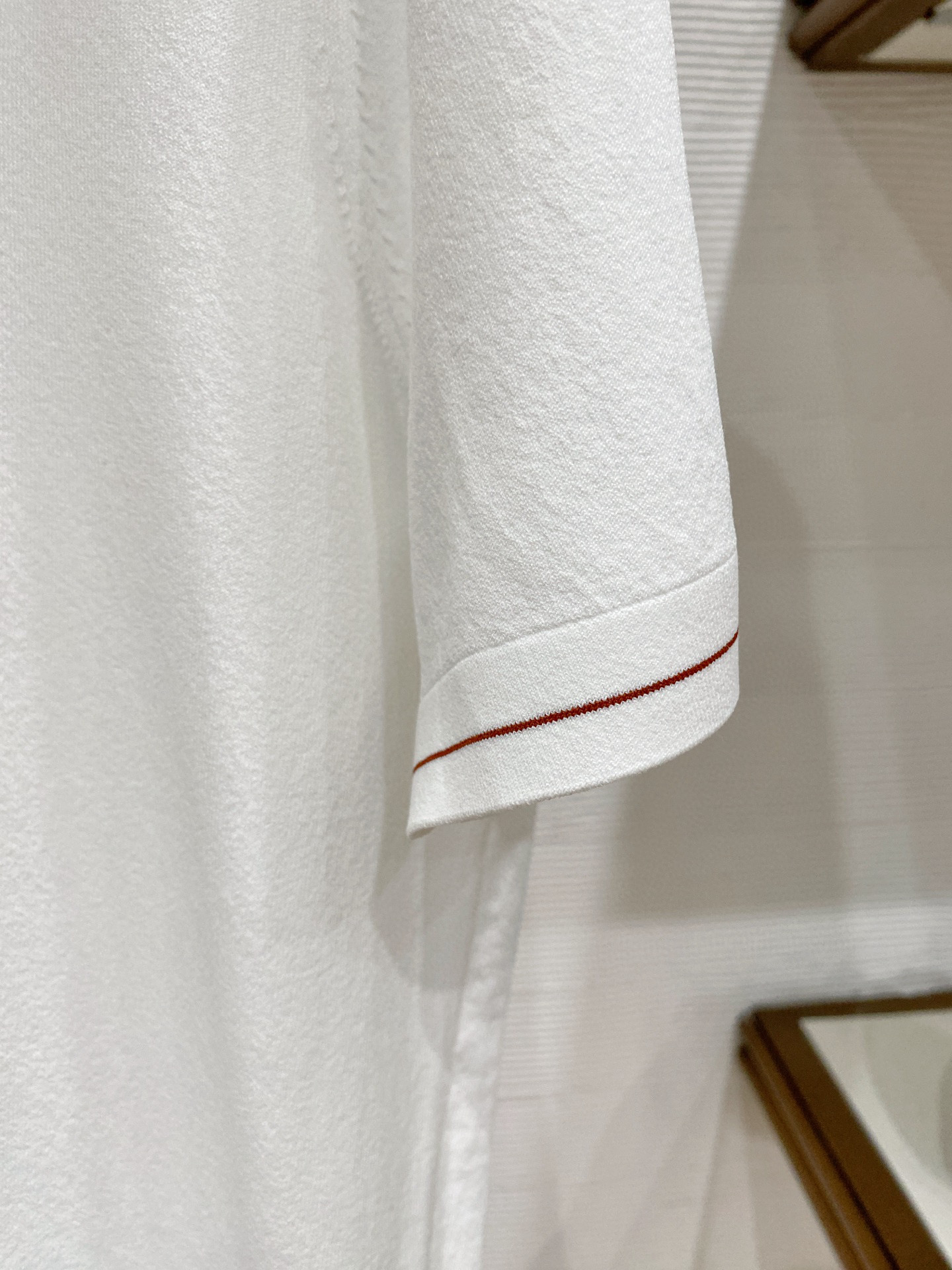 爱马家 官网26春夏原厂进口伊力特面料超级舒适 颜色 ：黑 白 蓝三色码数: 48-56型号：2614