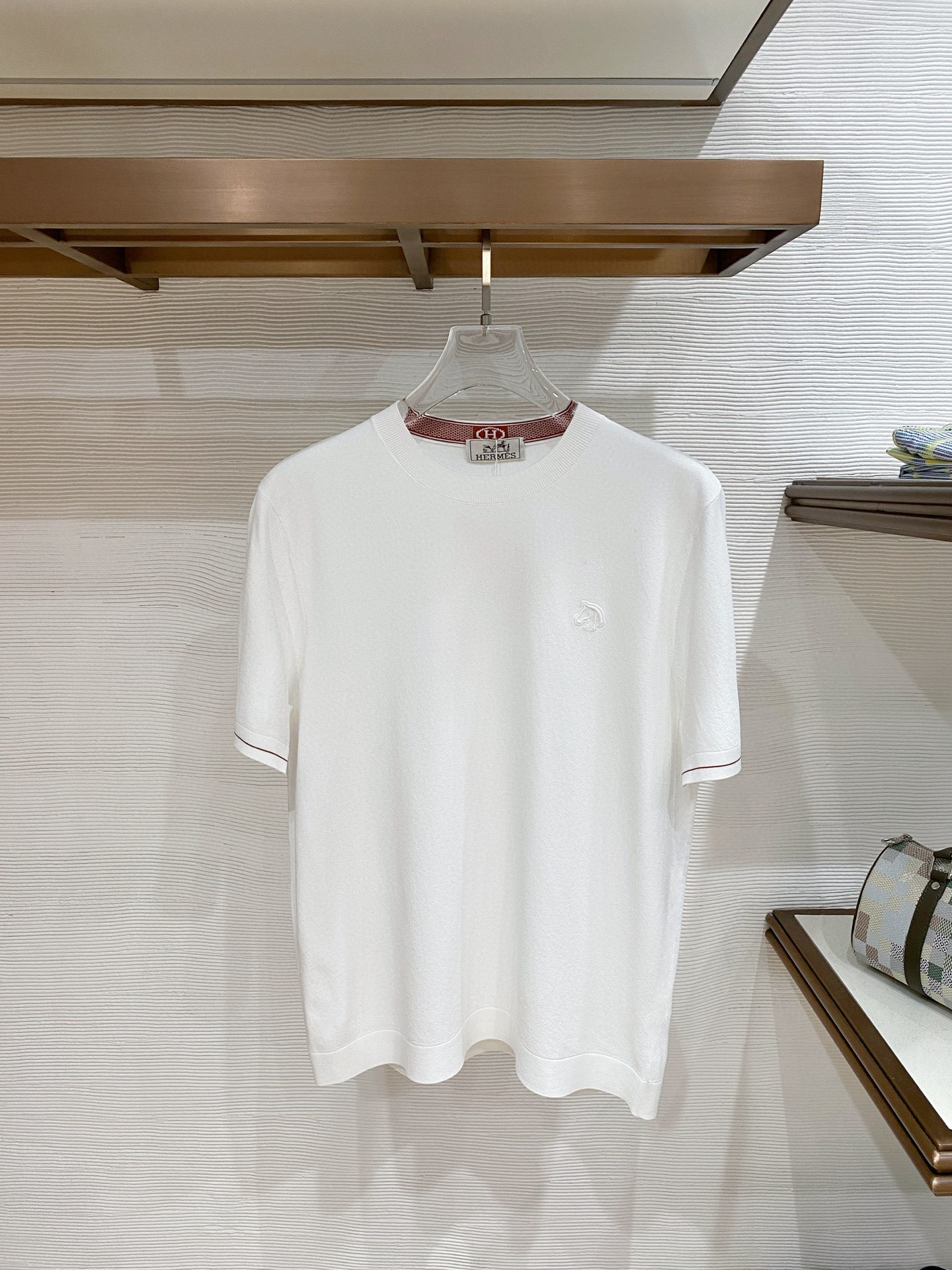 爱马家 官网26春夏原厂进口伊力特面料超级舒适 颜色 ：黑 白 蓝三色码数: 48-56型号：2614