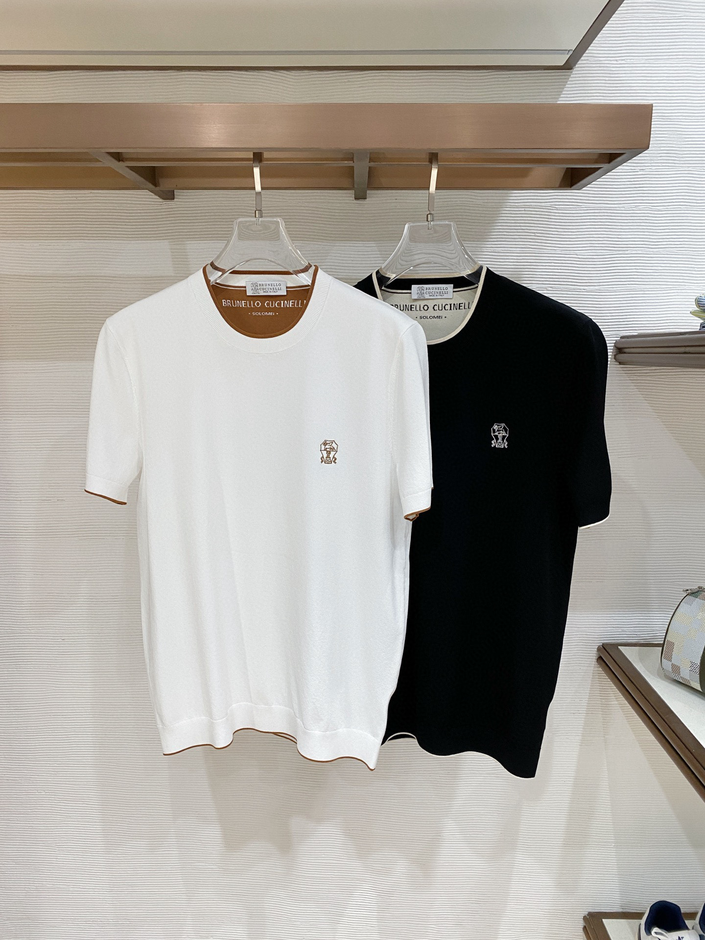 Brunello Cucinelli官网26春夏原厂进口伊力特面料超级舒适 颜色 ：黑 白两色码数: 4