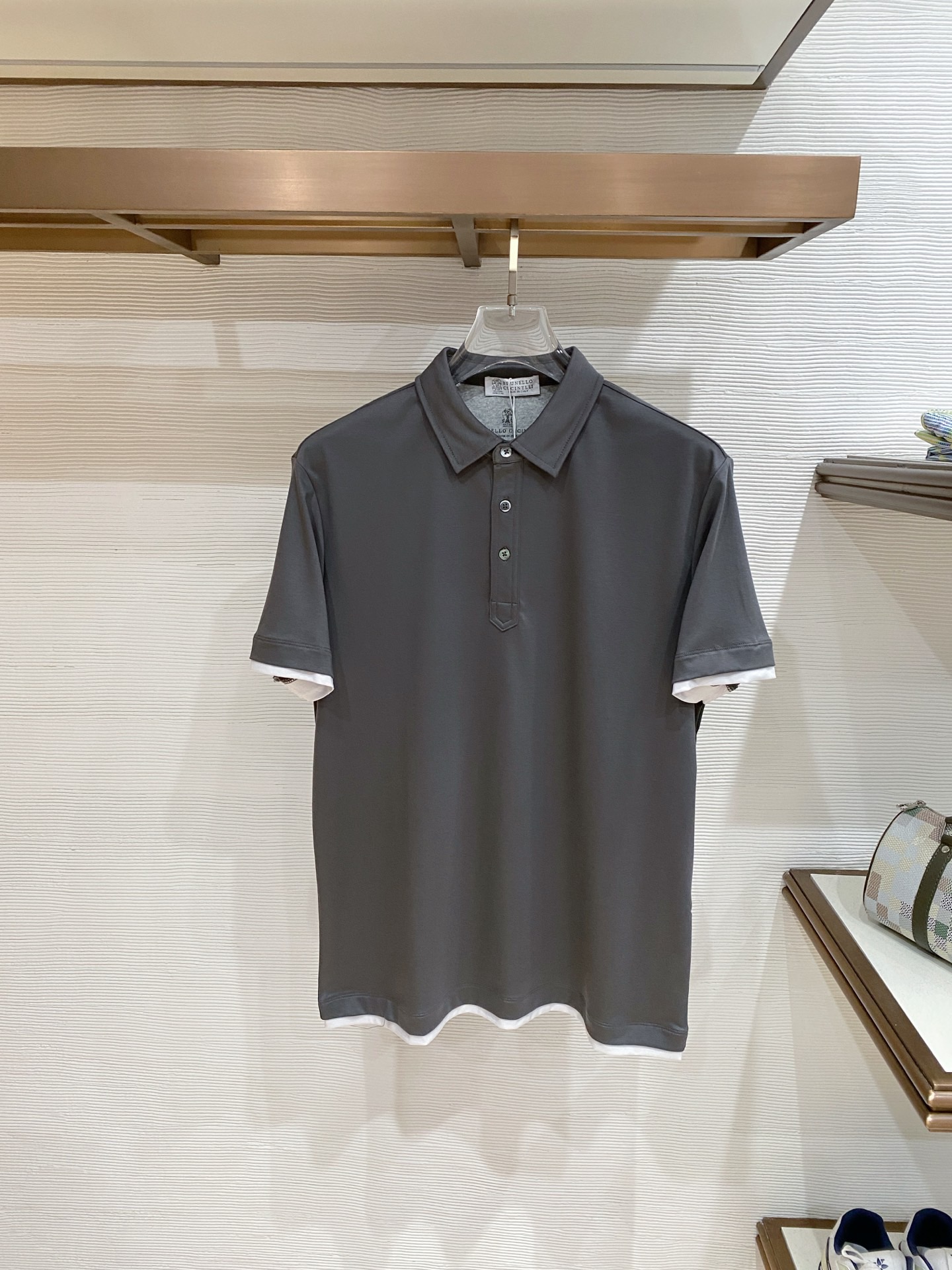 Brunello Cucinelli 26春夏官网新品翻领短䄂POLO颜色：米白 灰色 蓝色码数：M-3