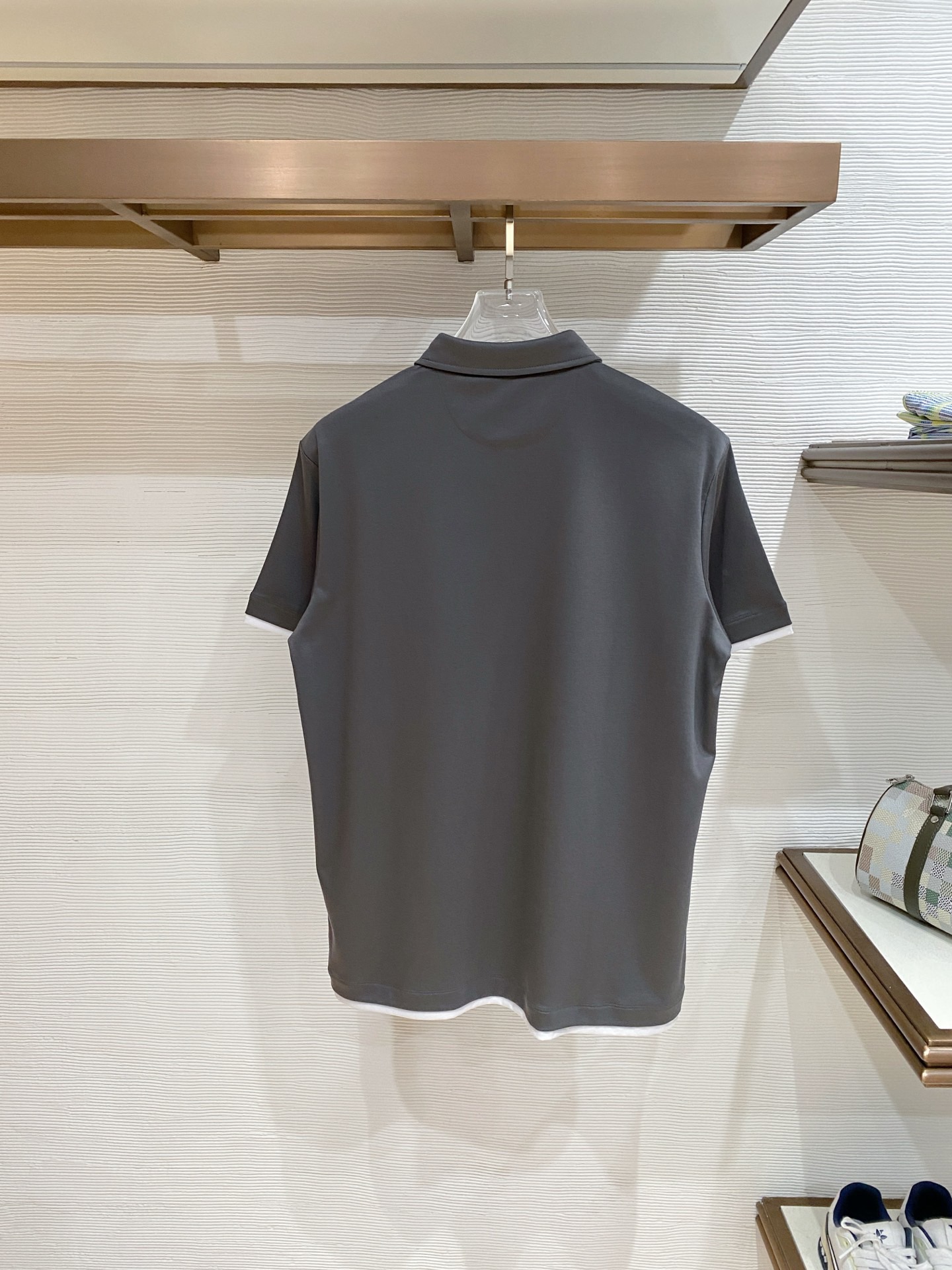 Brunello Cucinelli 26春夏官网新品翻领短䄂POLO颜色：米白 灰色 蓝色码数：M-3